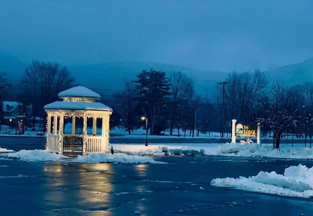 Night in The Lodge at Jackson Village