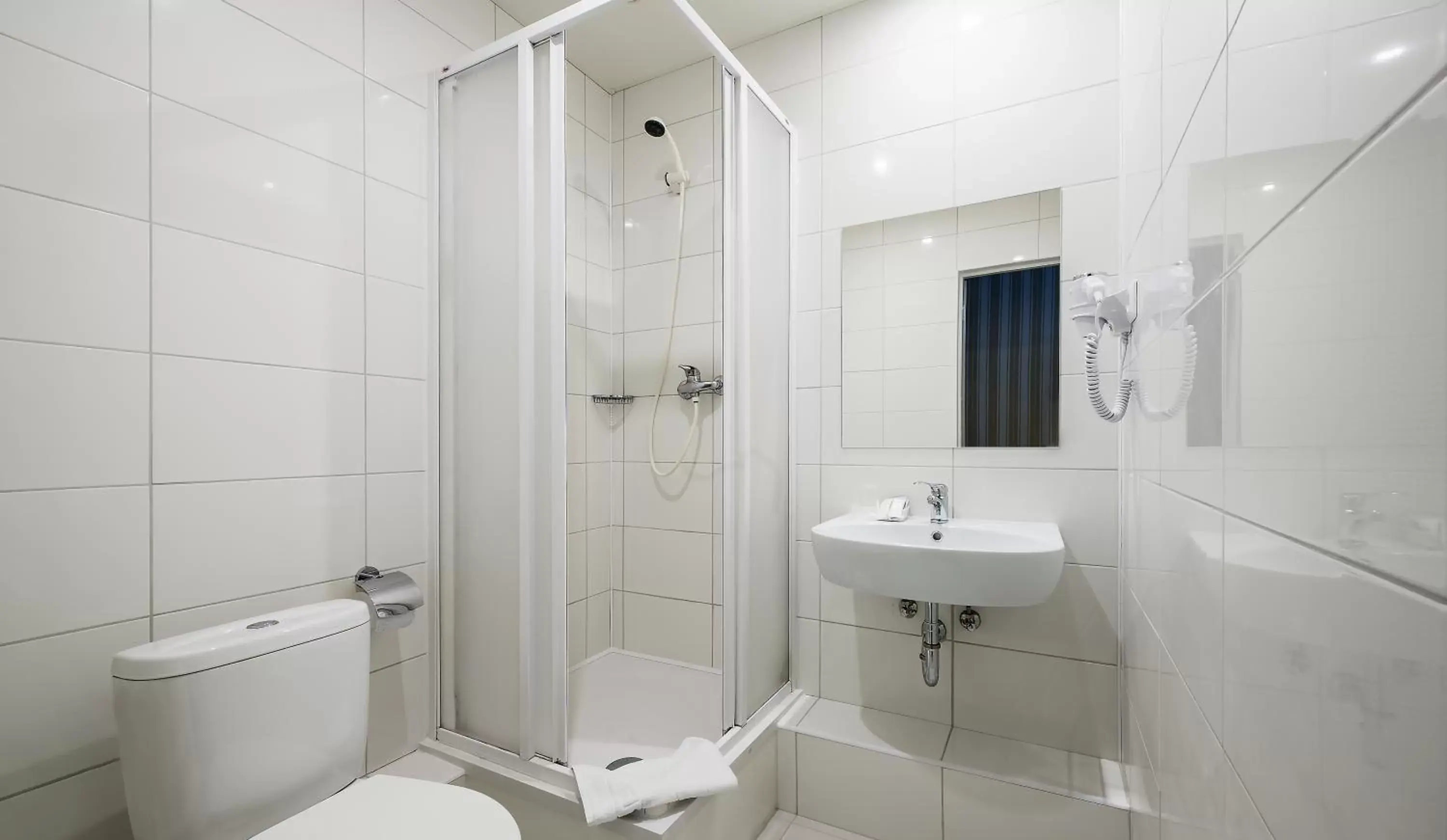 Shower, Bathroom in Vilnius City Hotel