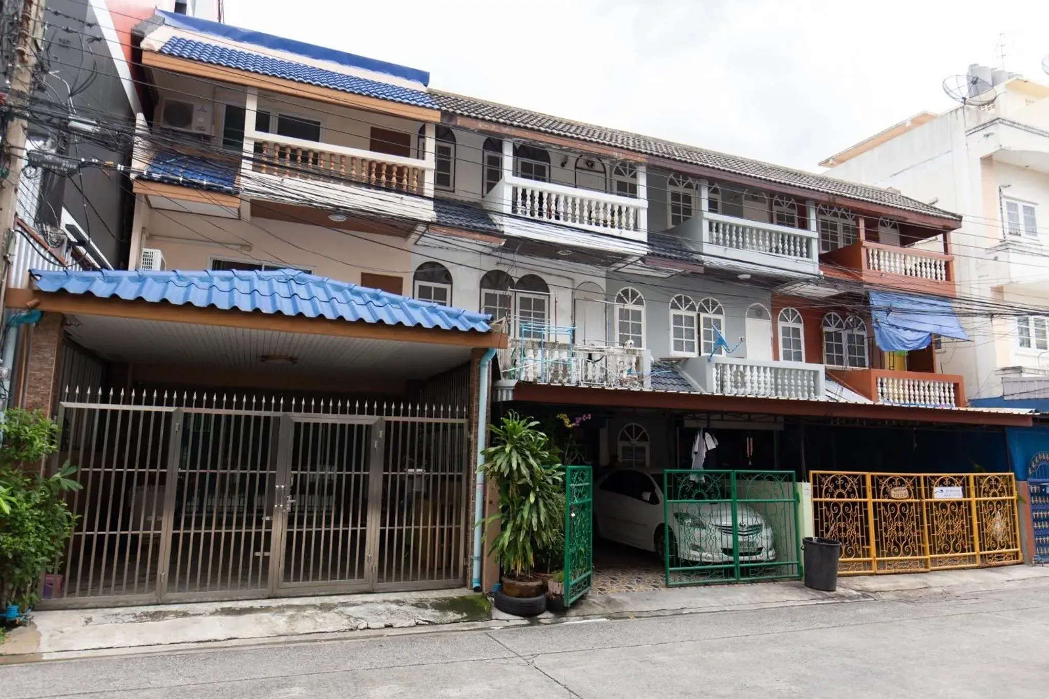 Street view, Property Building in Mango 10 House