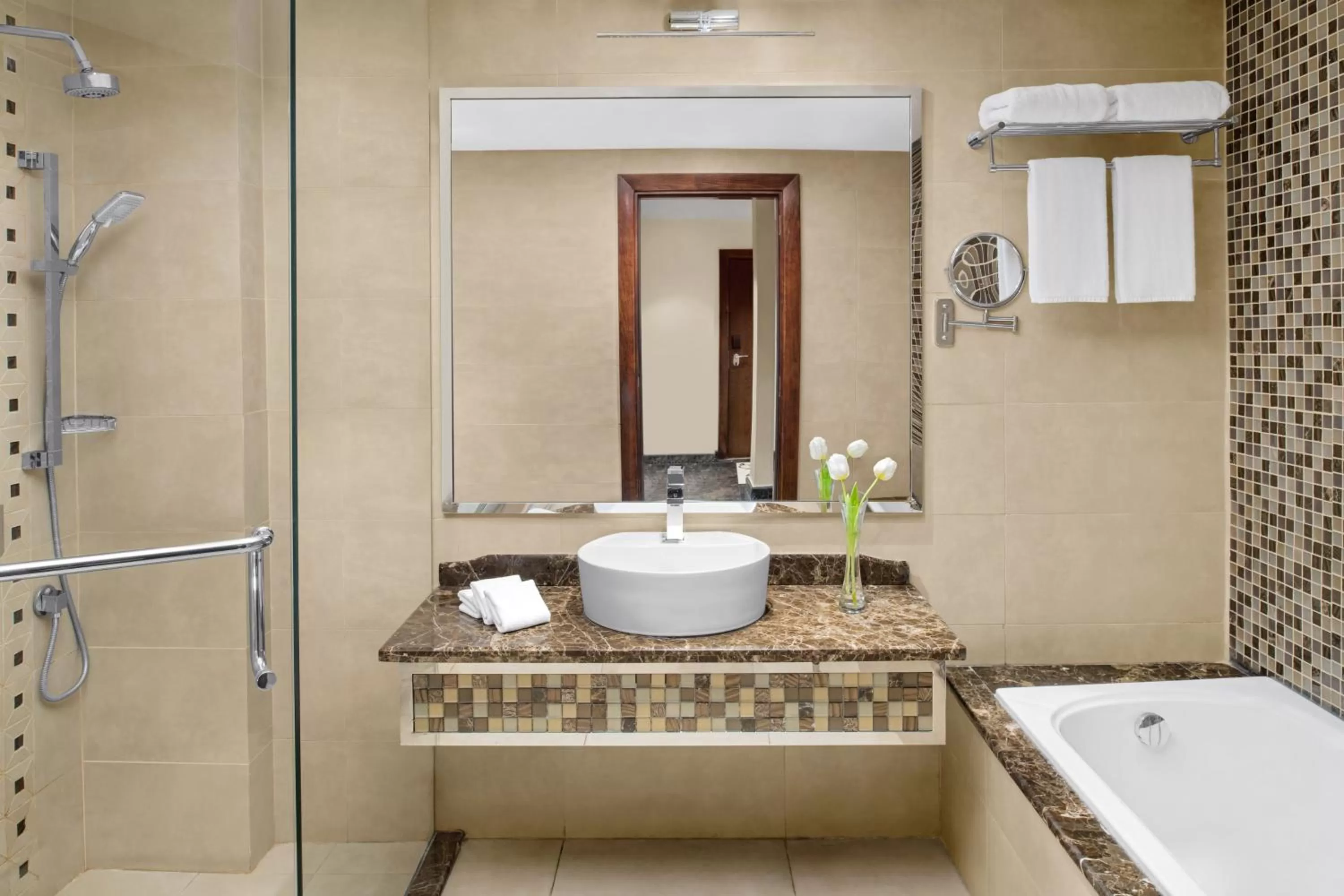 Photo of the whole room in Crowne Plaza Riyadh Al Waha by IHG