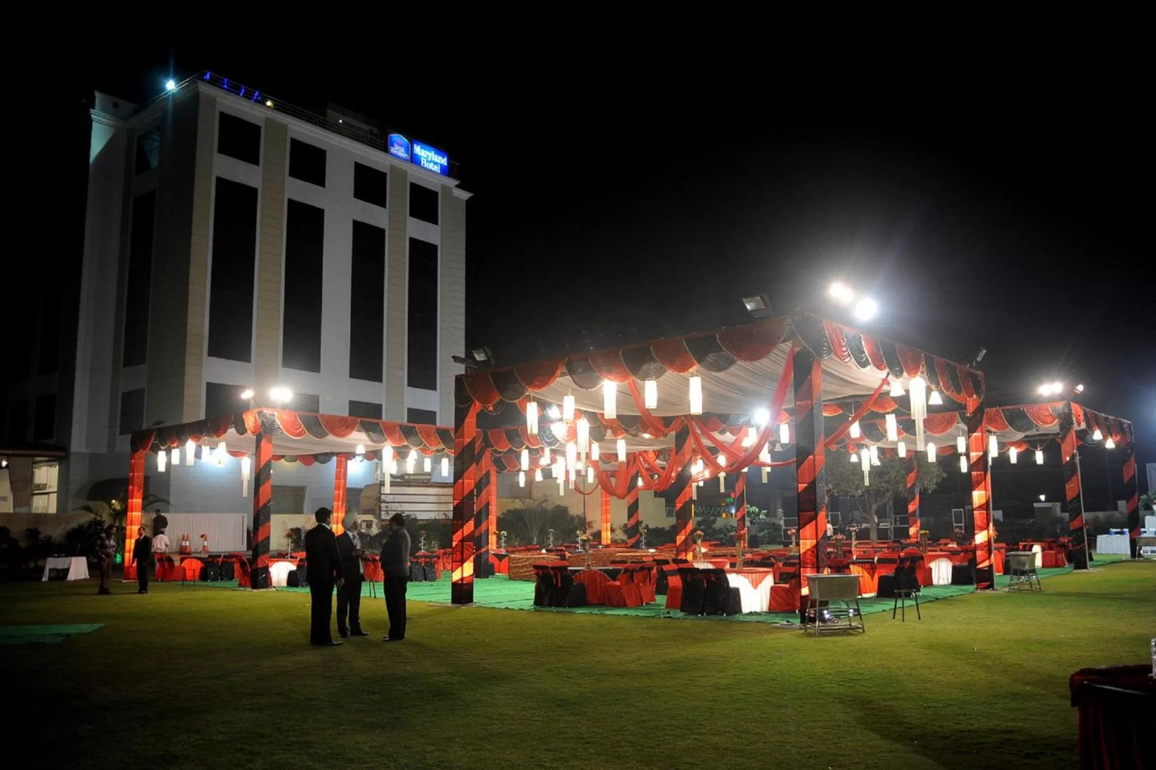 Facade/entrance in Best Western Maryland