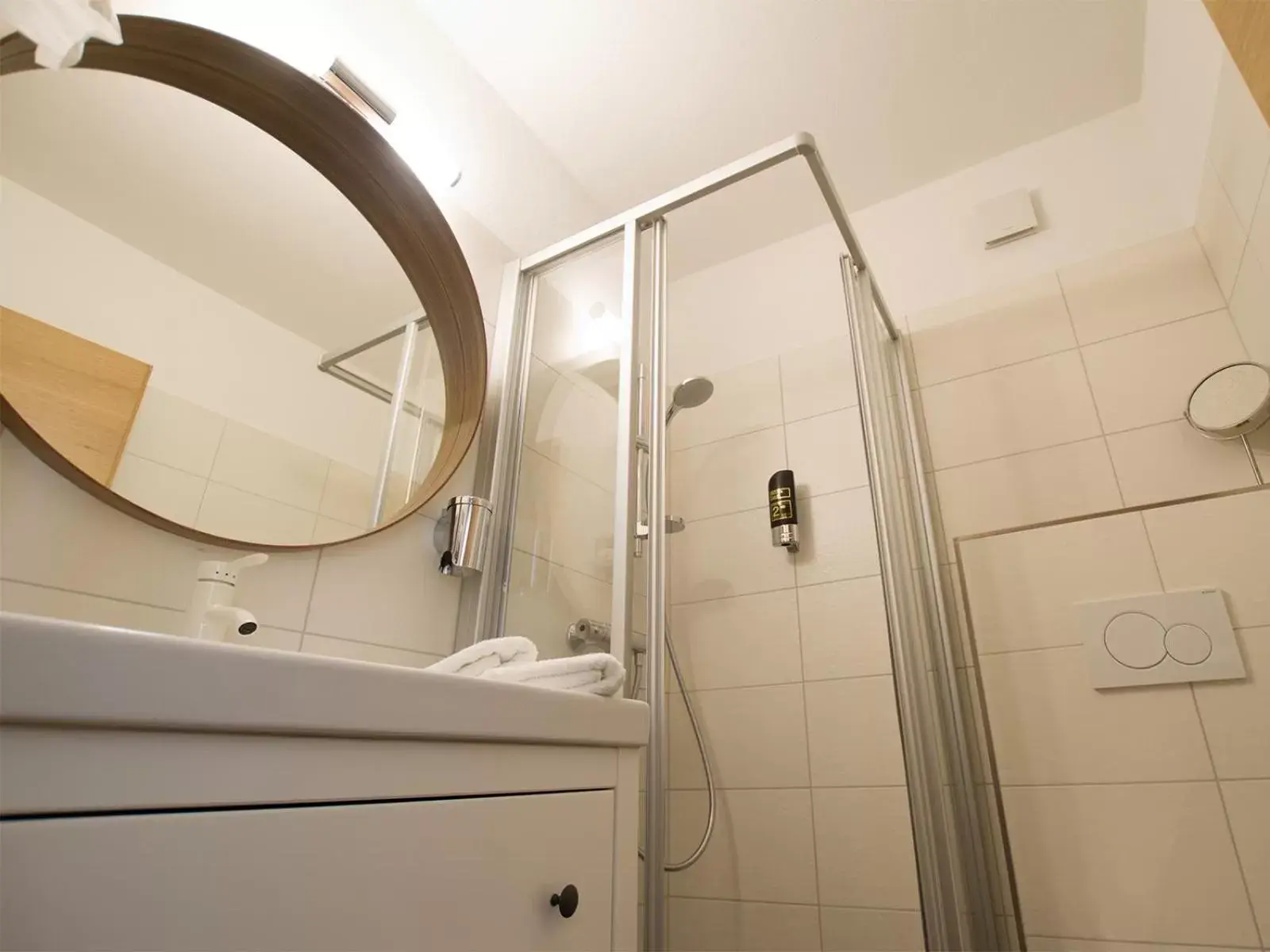 Double Room in Home suite home Double Room in Home suite home