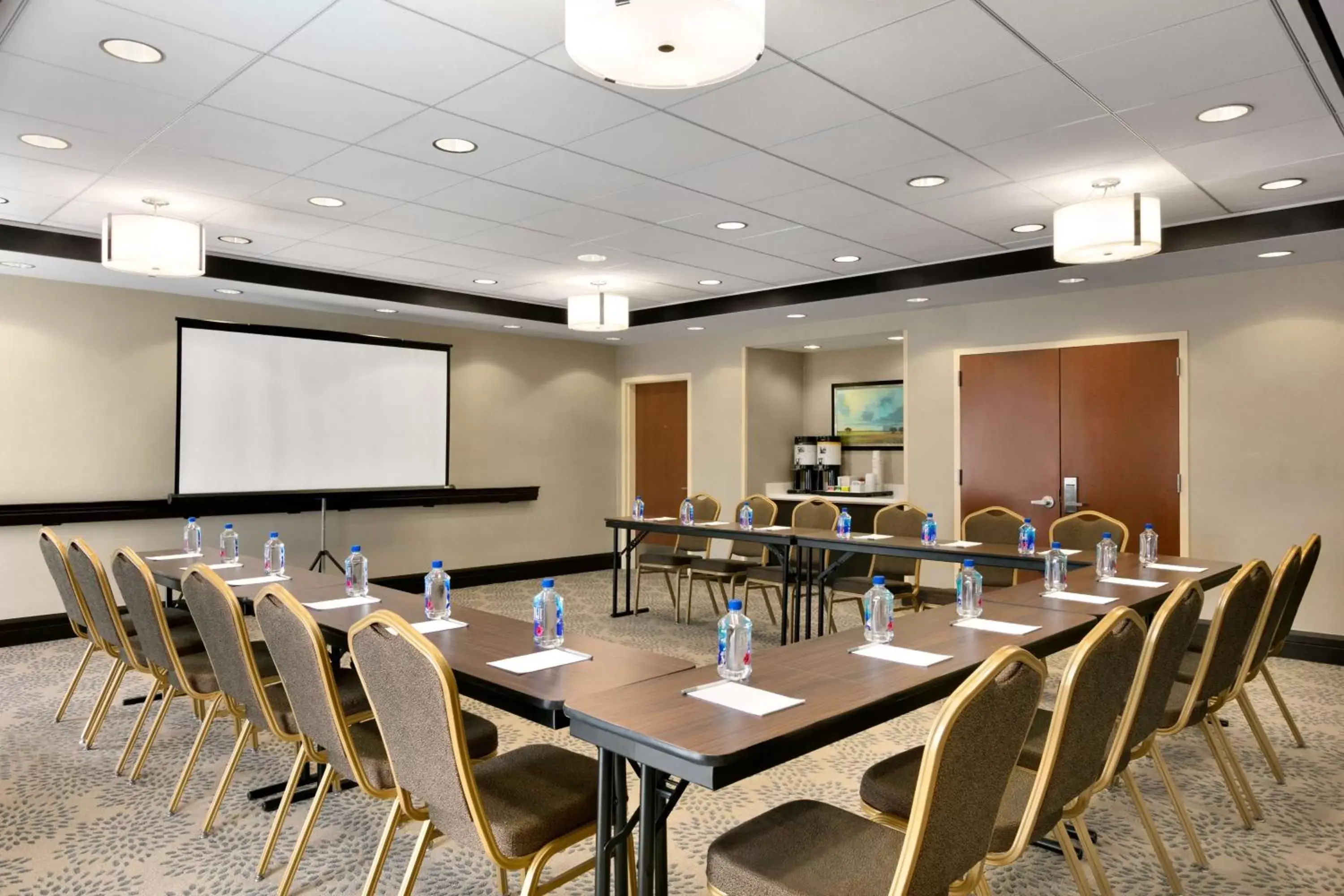 Meeting/conference room in Hampton Inn & Suites Mahwah