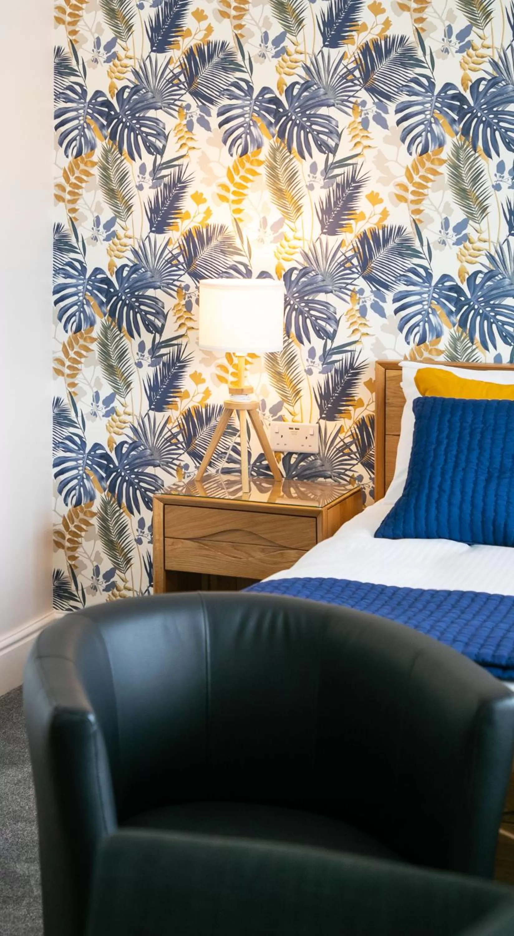 Bedroom, Seating Area in Stover Lodge