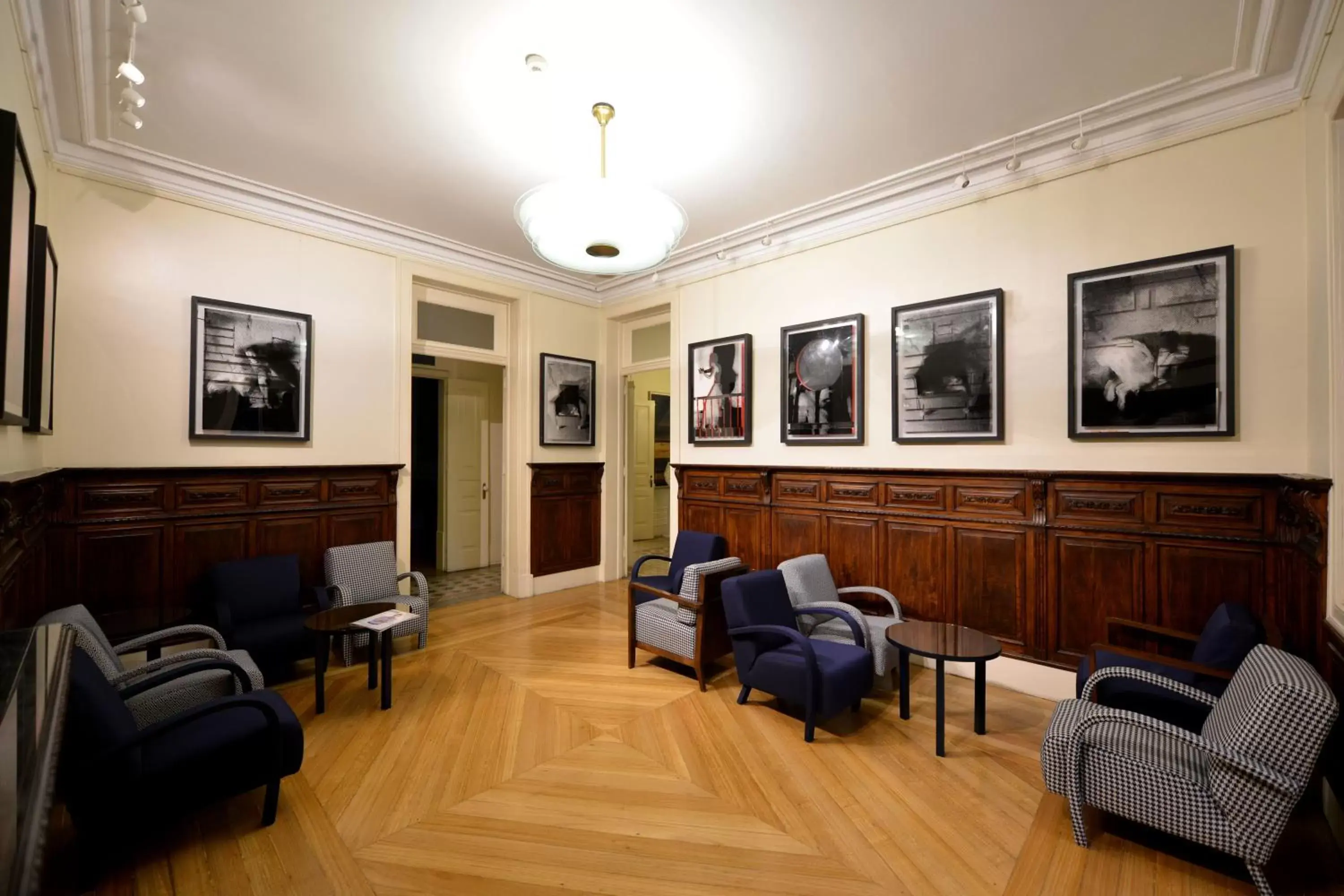 Lounge or bar, Seating Area in Hotel Villa Garden Braga