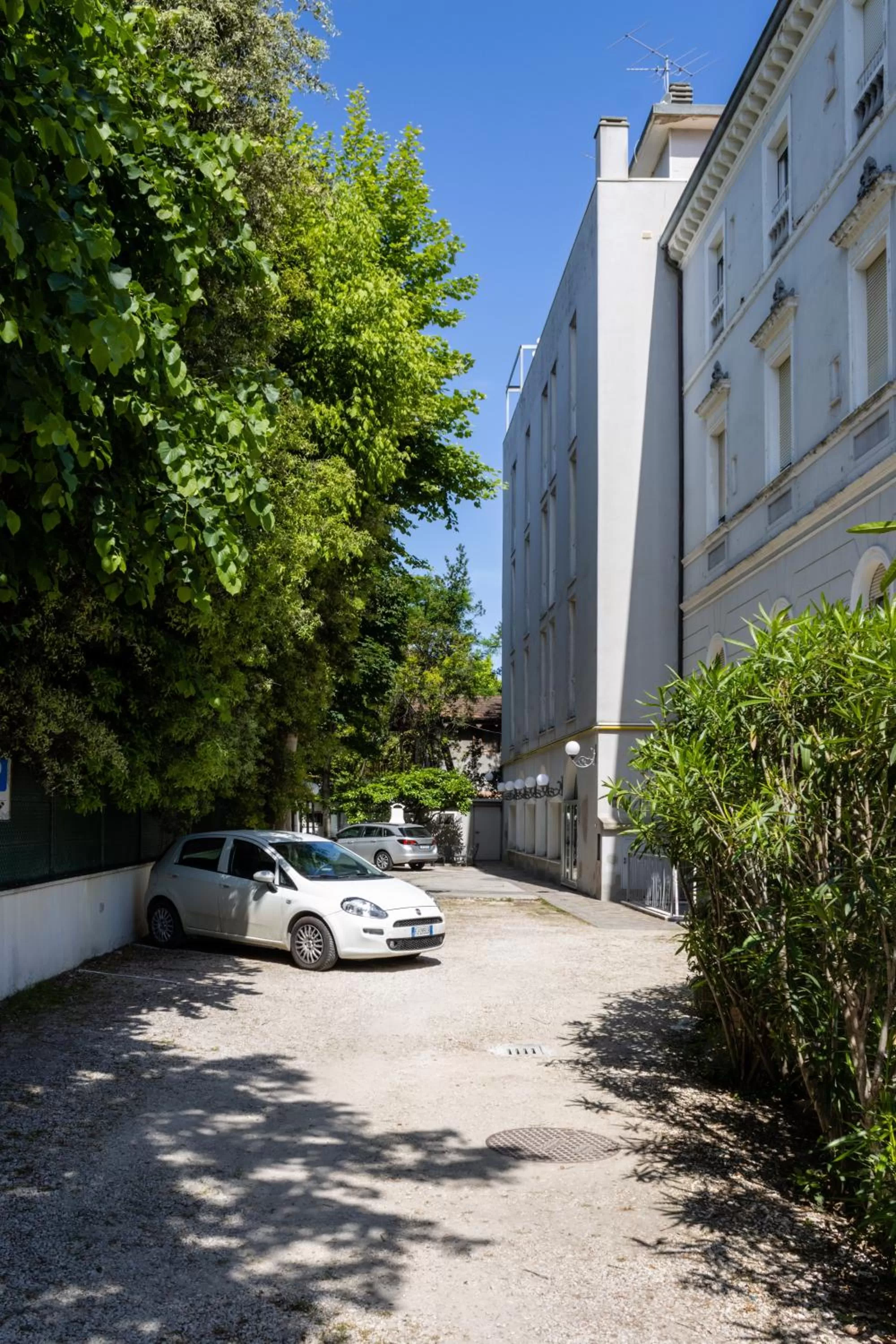 Parking in Esedra Hotel