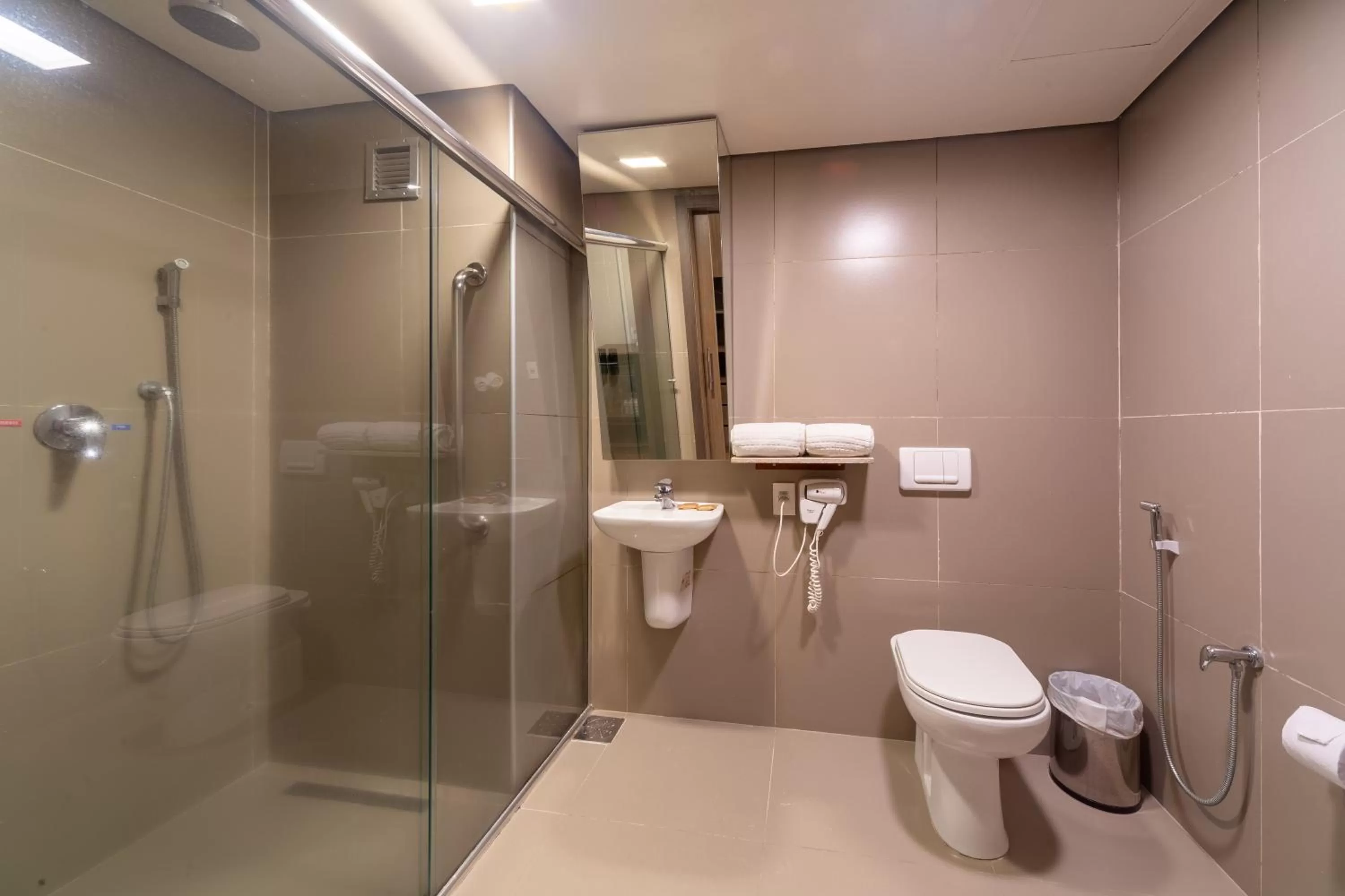 Shower in Novotel Manaus