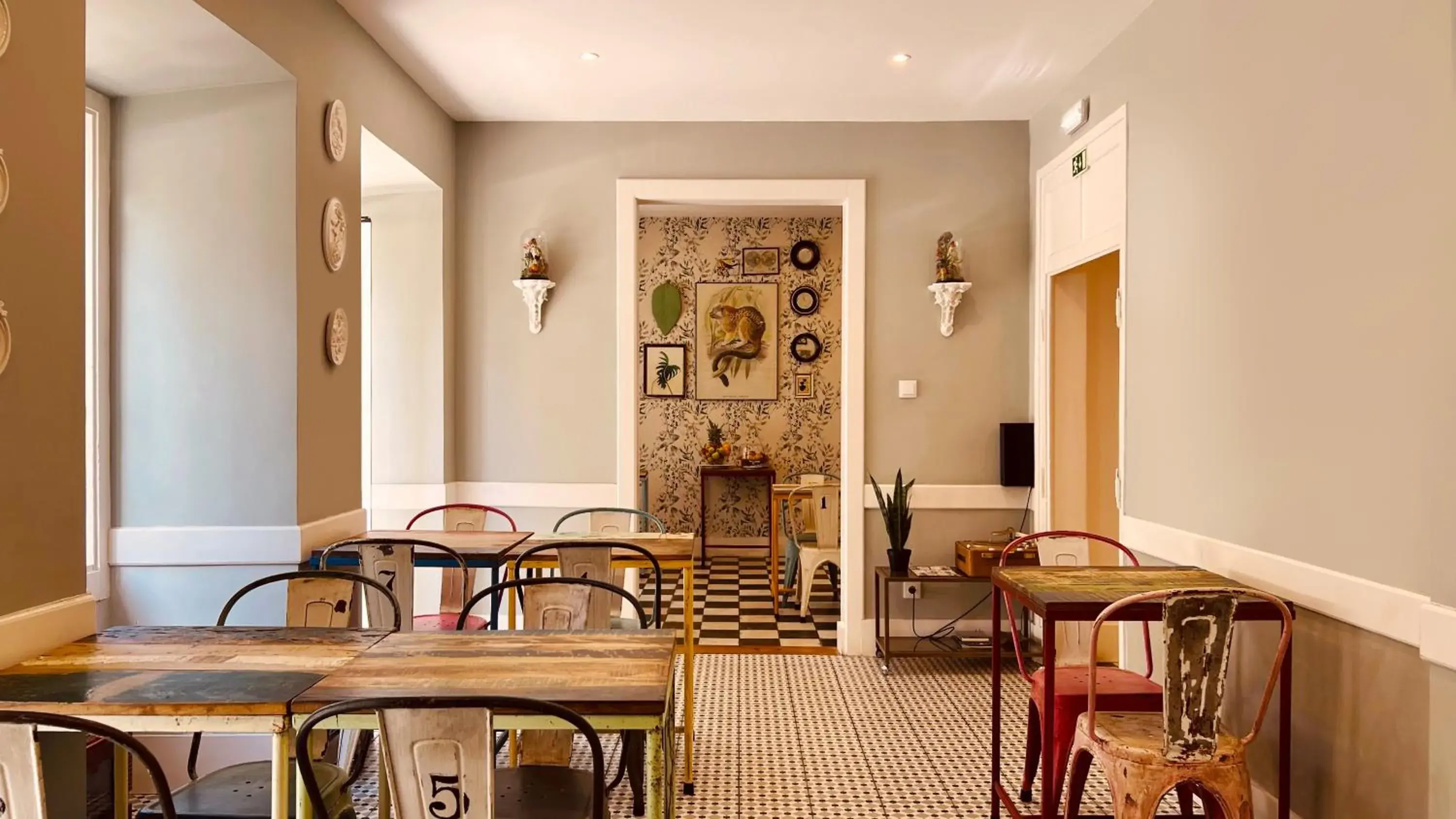 Seating area, Restaurant/Places to Eat in Casa do Jasmim by Shiadu