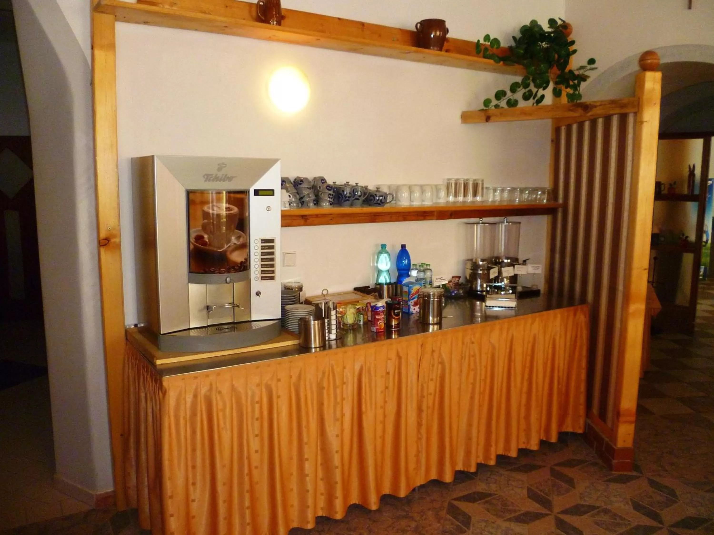 Restaurant/places to eat in Hotel Koruna