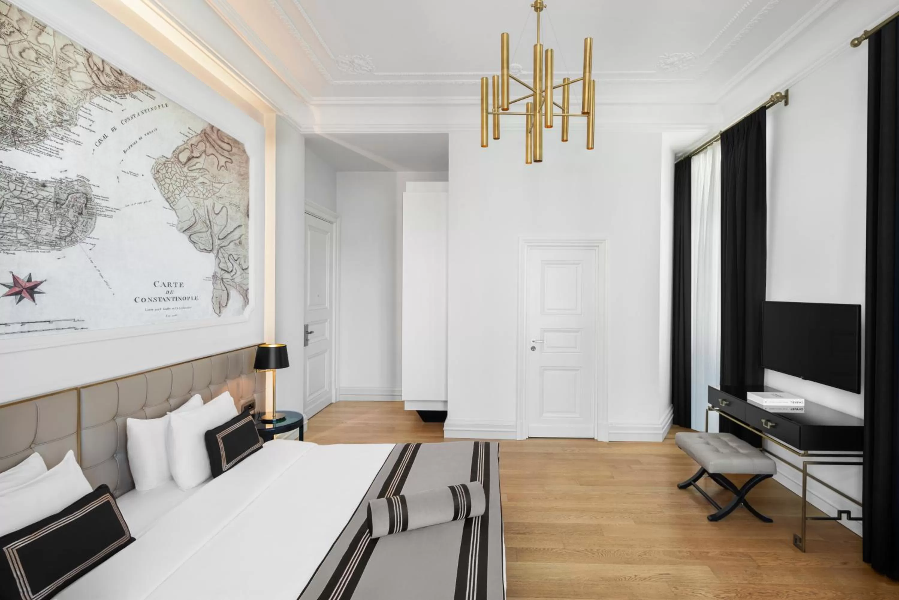 Bed in AKKA Lush Hotel Taksim