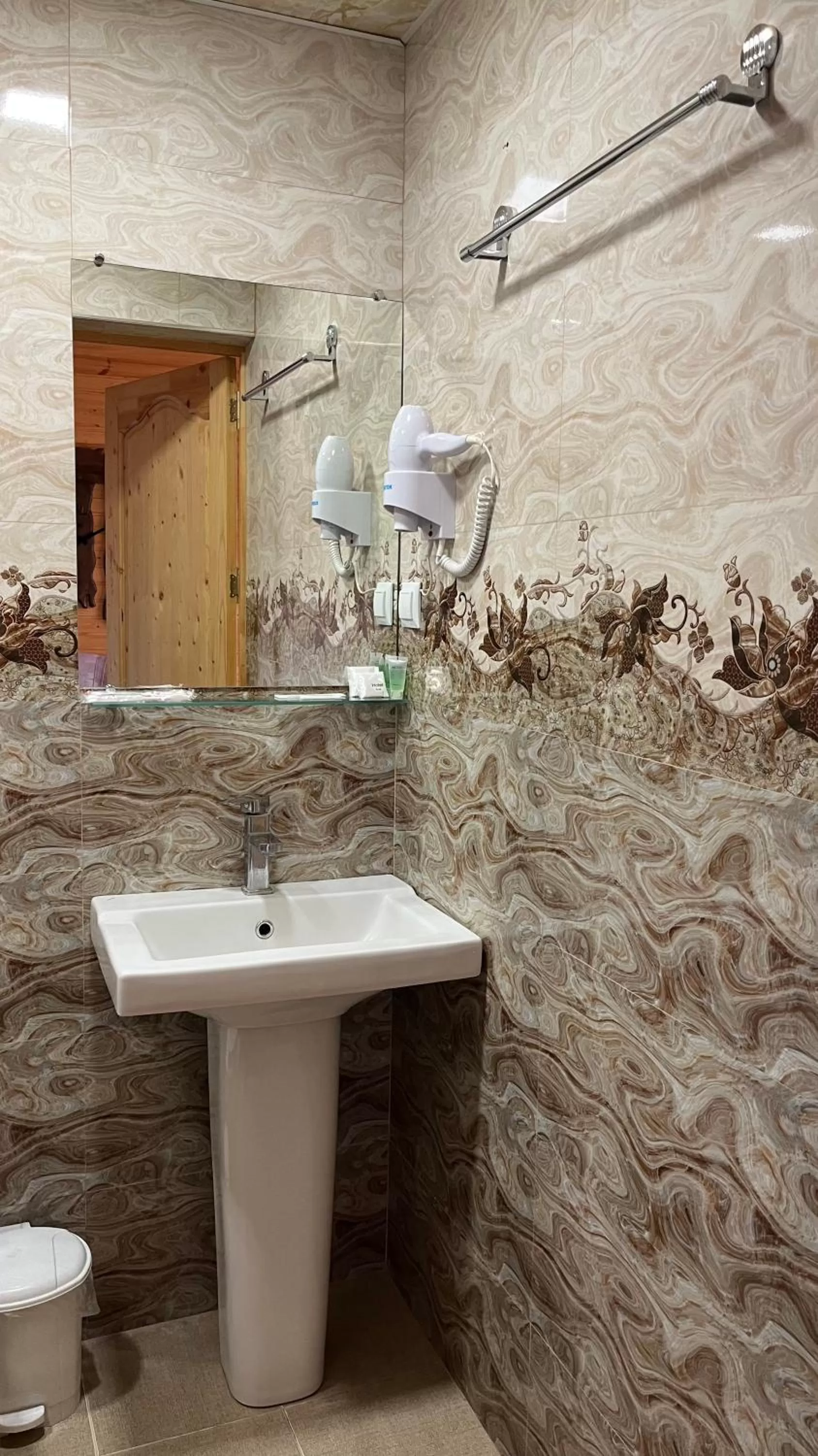 Bathroom in Kirch Hotel & Restaurant