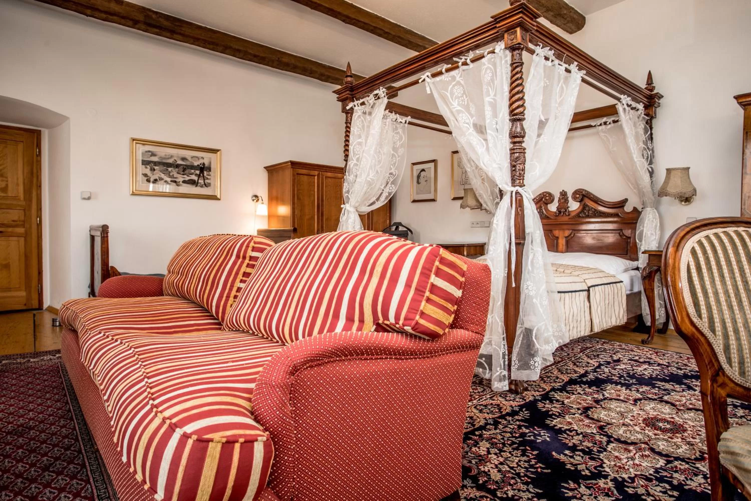 Seating area in Hotel Dvur Hoffmeister