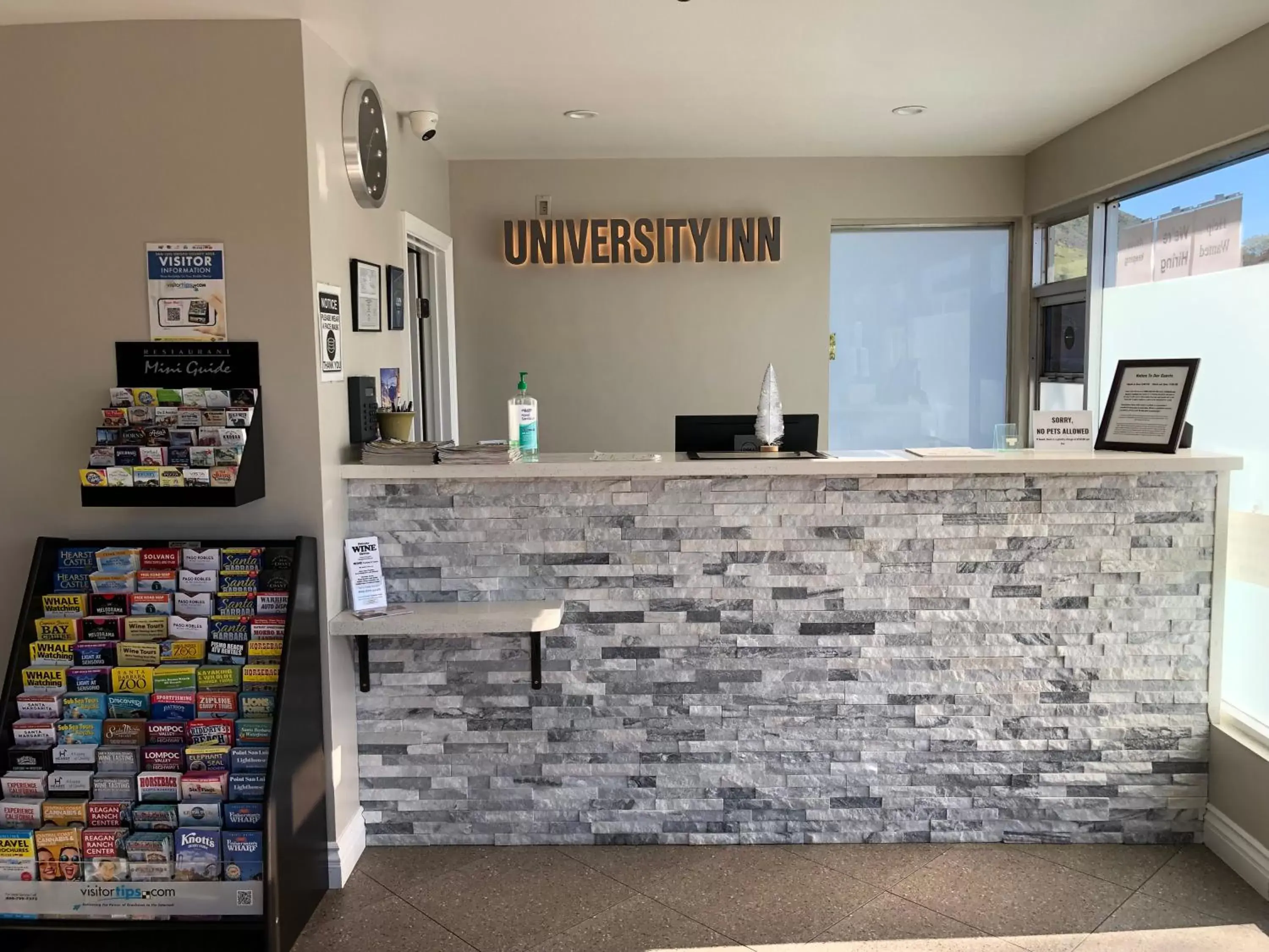 Lobby or reception, Lobby/Reception in University Inn at San Luis Obispo