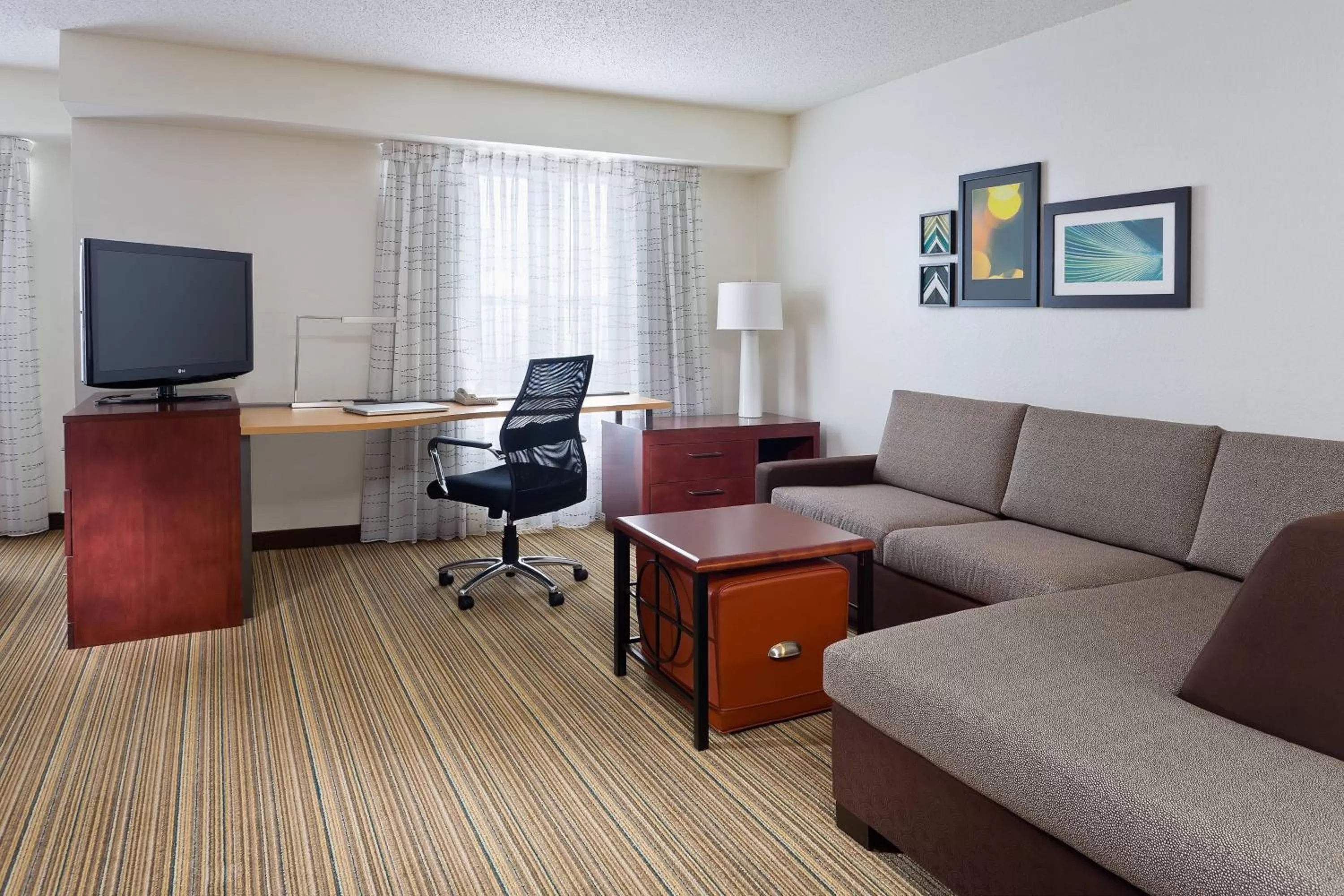 Living room in Residence Inn Youngstown Boardman/Poland