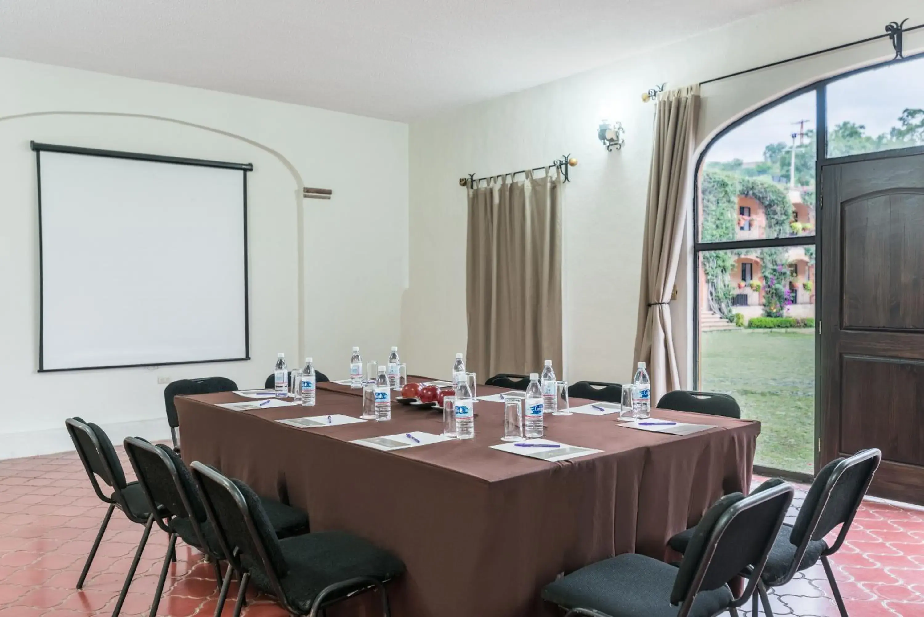 Meeting/conference room in Hotel Abadia Plaza