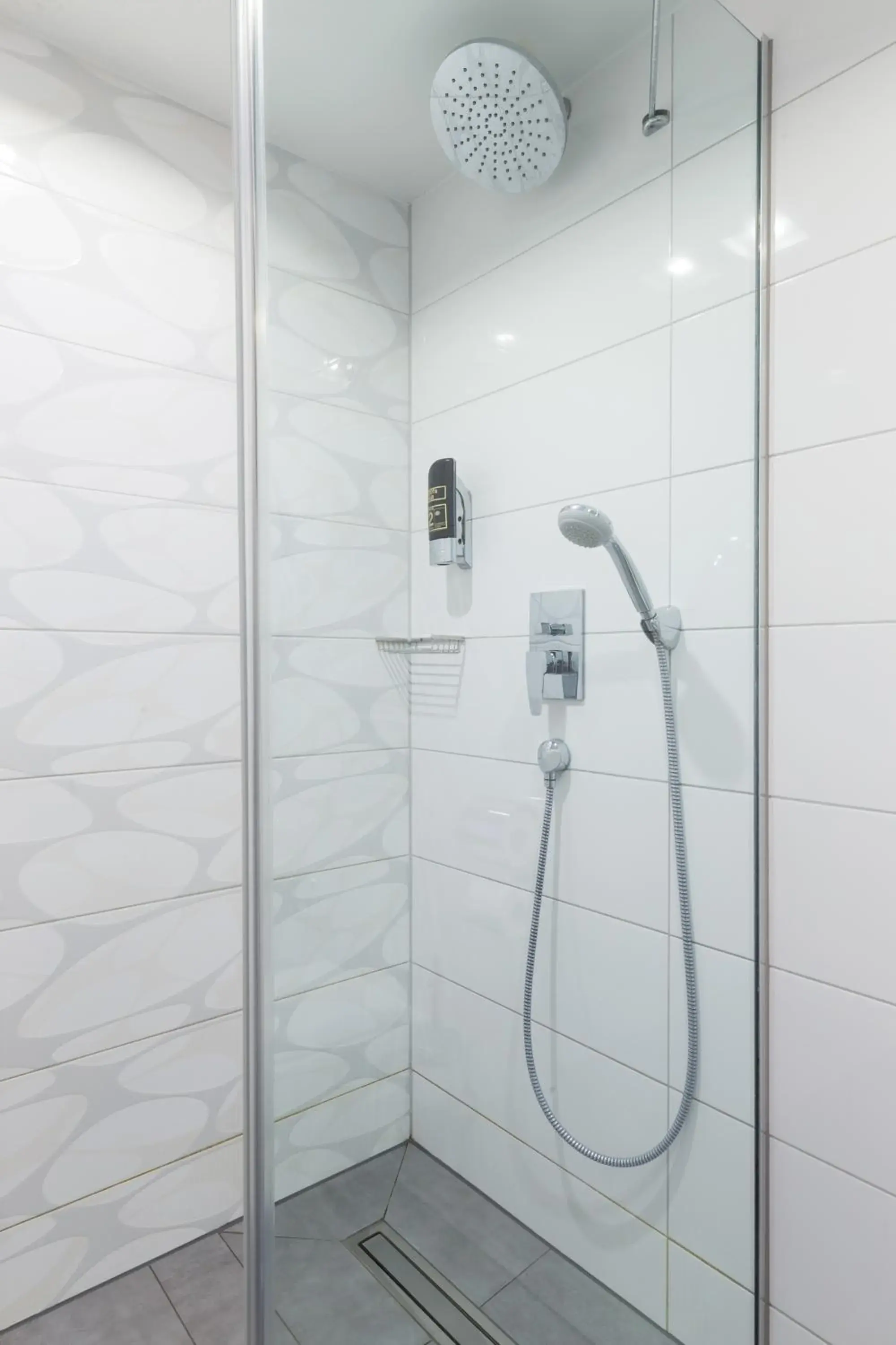 Shower, Bathroom in Hotel Bayer´s