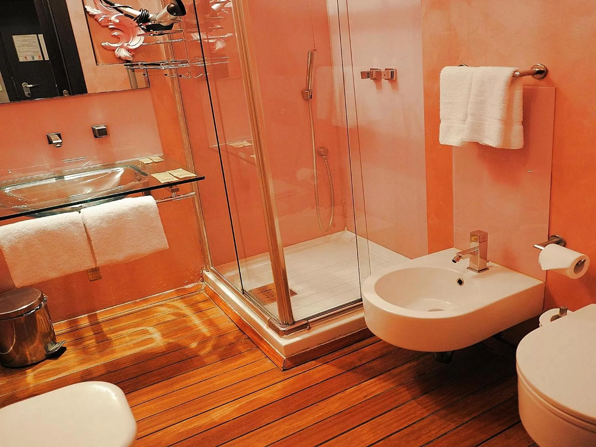 Bathroom in Borghese Palace Art Hotel