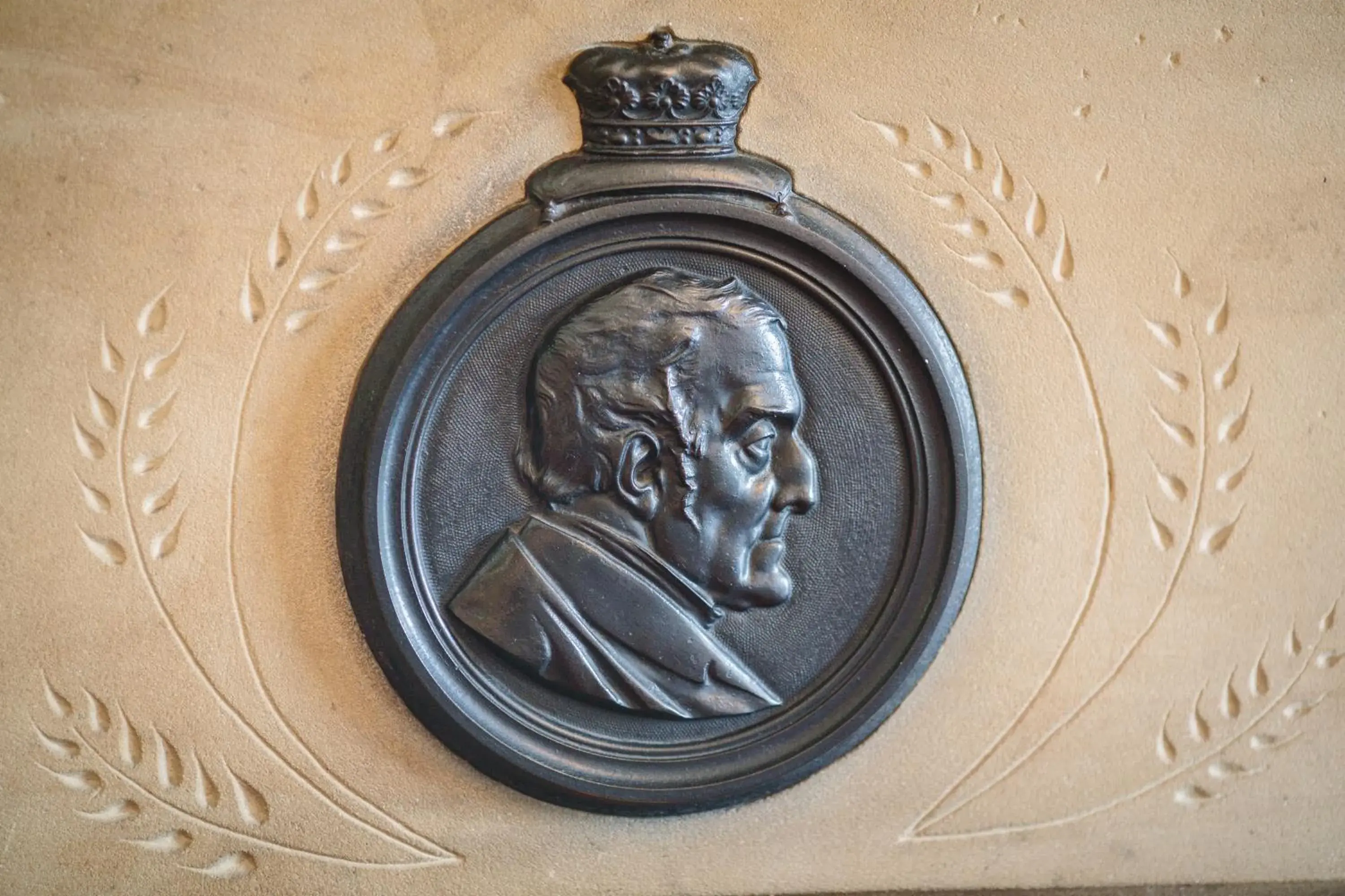 Decorative detail in Duke Of Wellington Inn