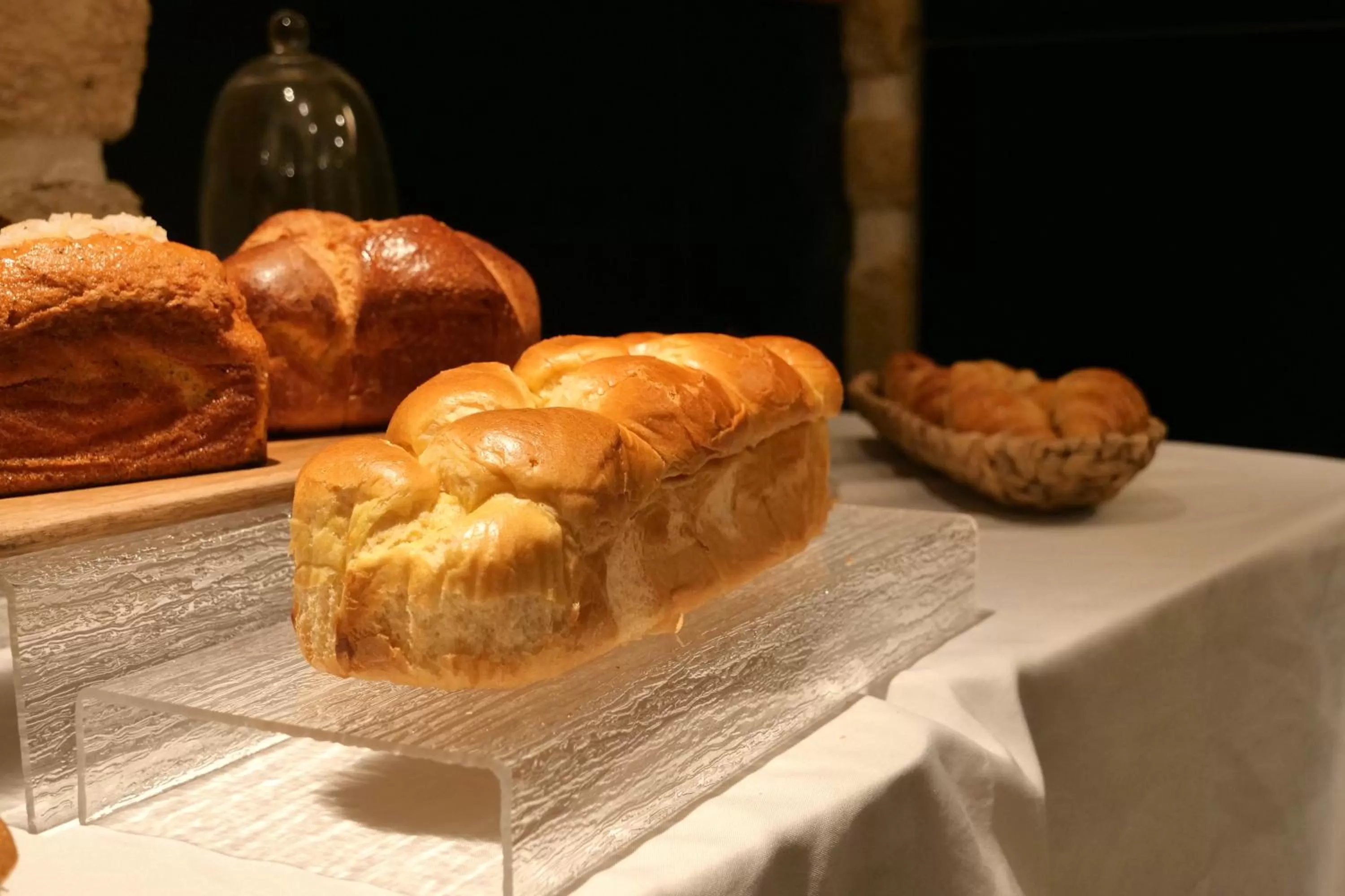 Buffet breakfast in Hôtel de Bellevue Paris Gare du Nord