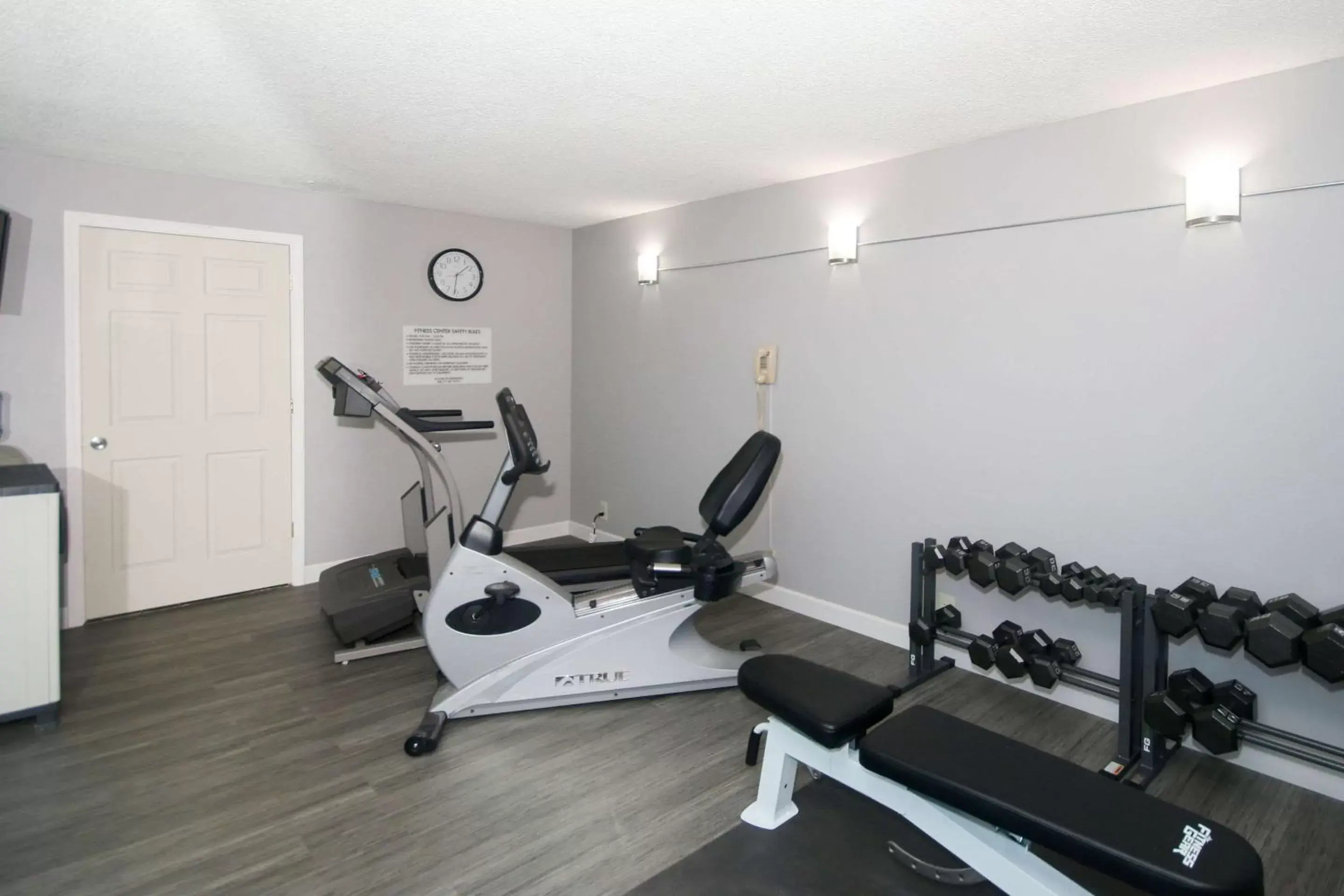 Fitness centre/facilities in Quality Inn Clinton - Laurens I-26 Fitness centre/facilities in Quality Inn Clinton - Laurens I-26