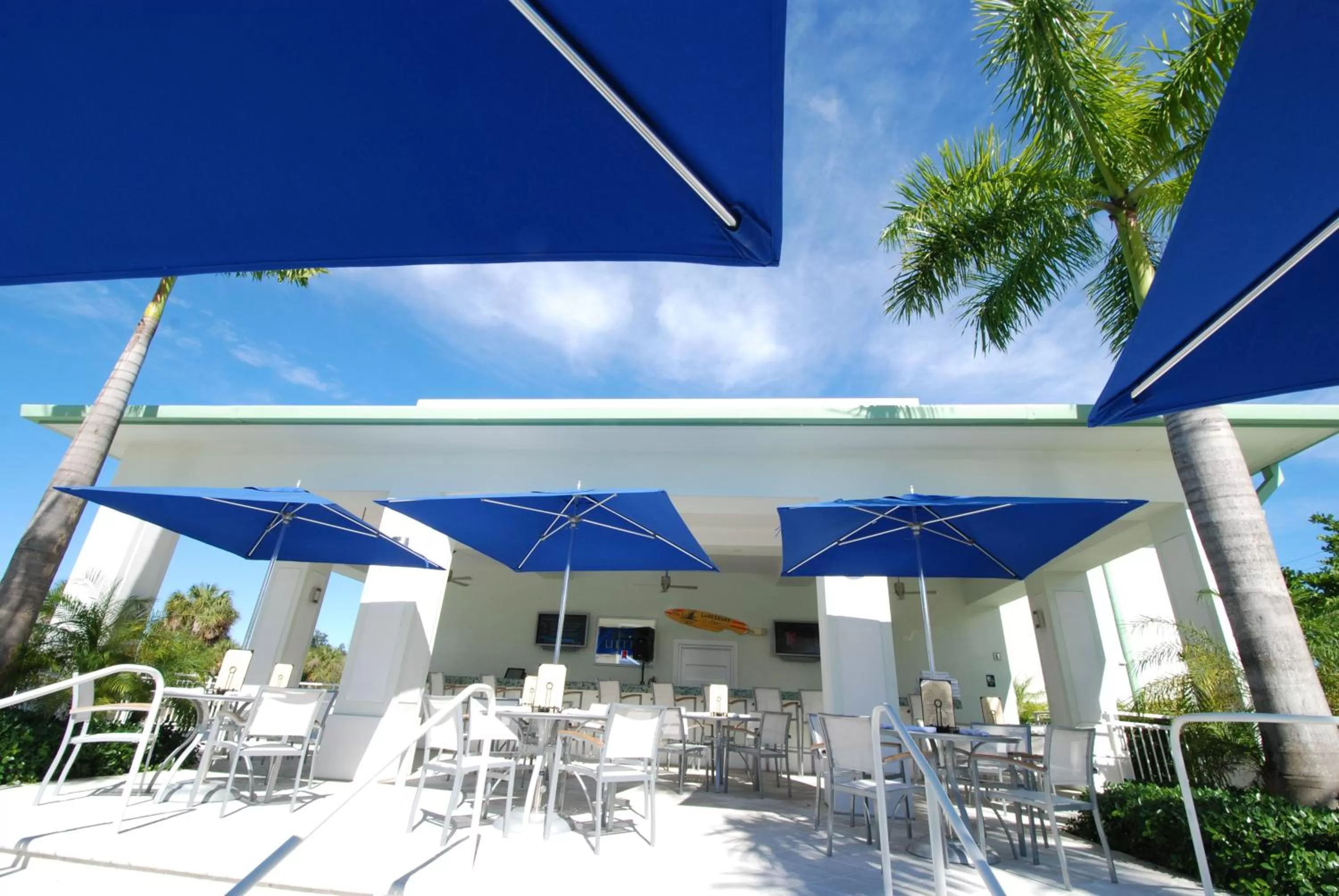 Restaurant/places to eat in Provident Doral At The Blue