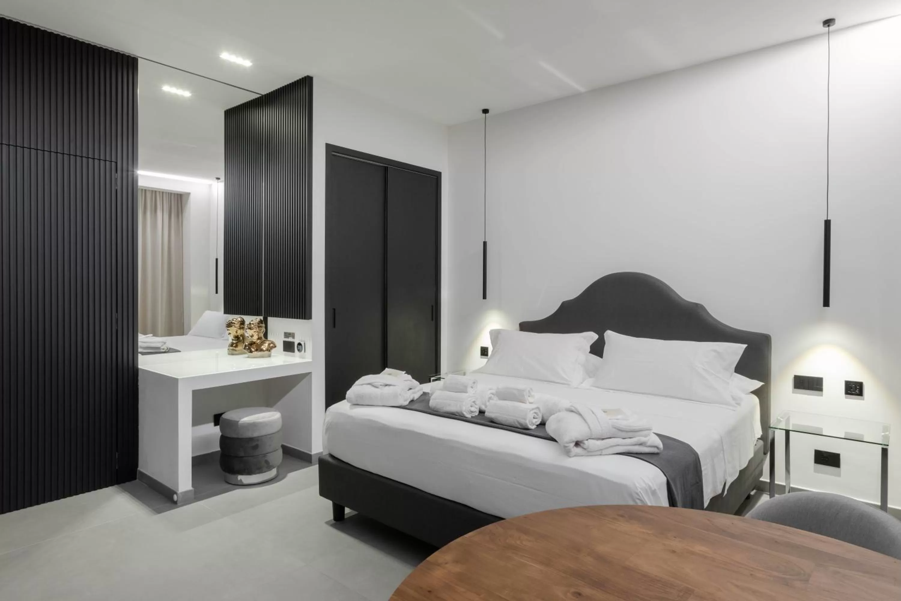 Bed in Suite Palermo Apartment