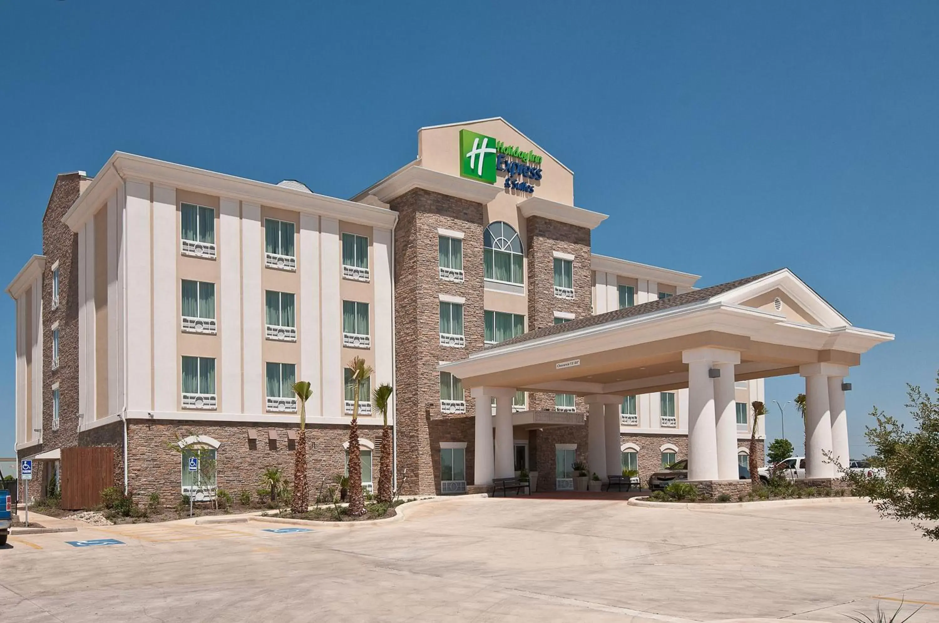 Property building in Holiday Inn Express Hotel and Suites Pearsall, an IHG Hotel