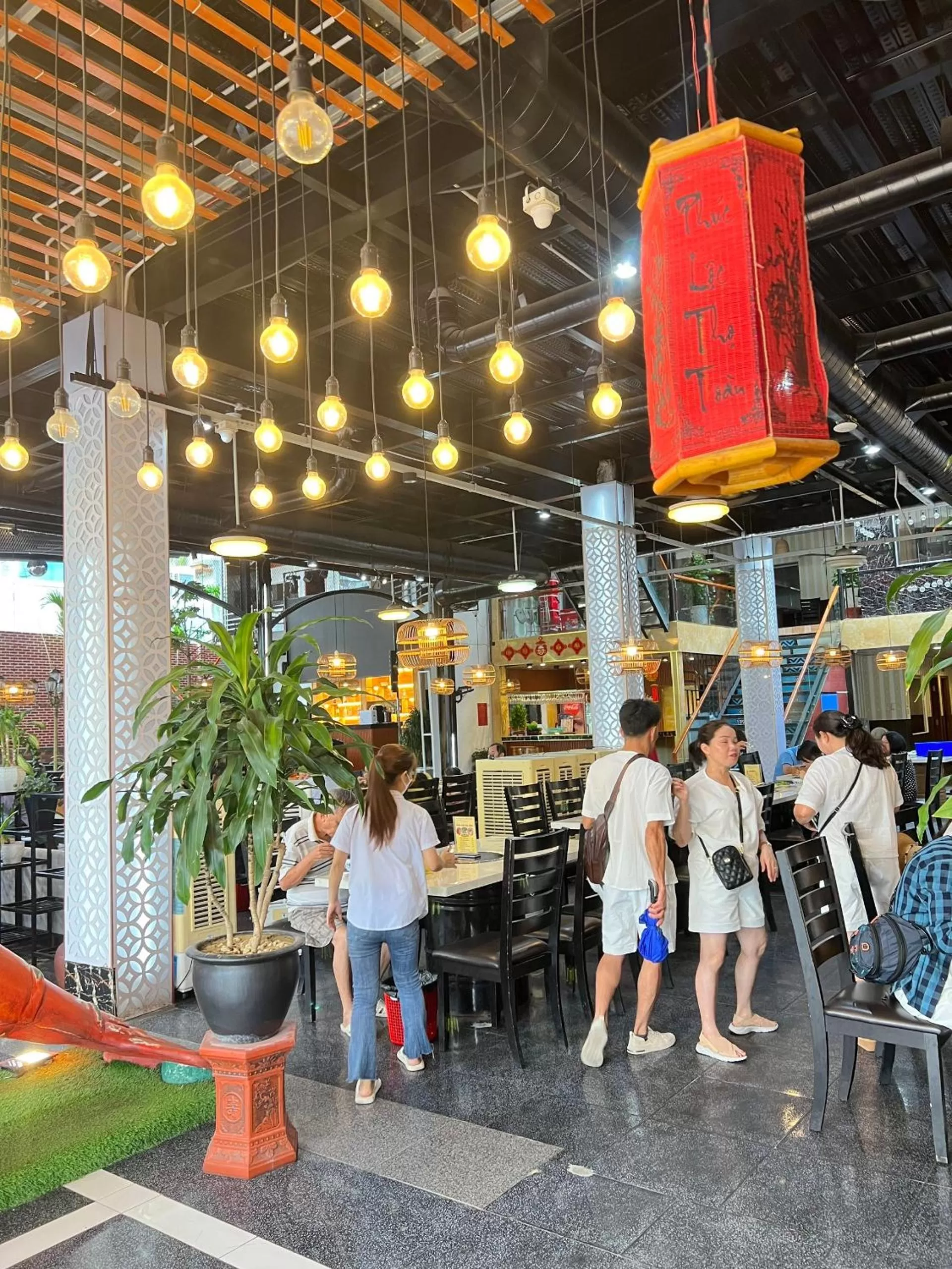 Restaurant/places to eat in FLC Sea Tower Quy Nhơn - Homostay