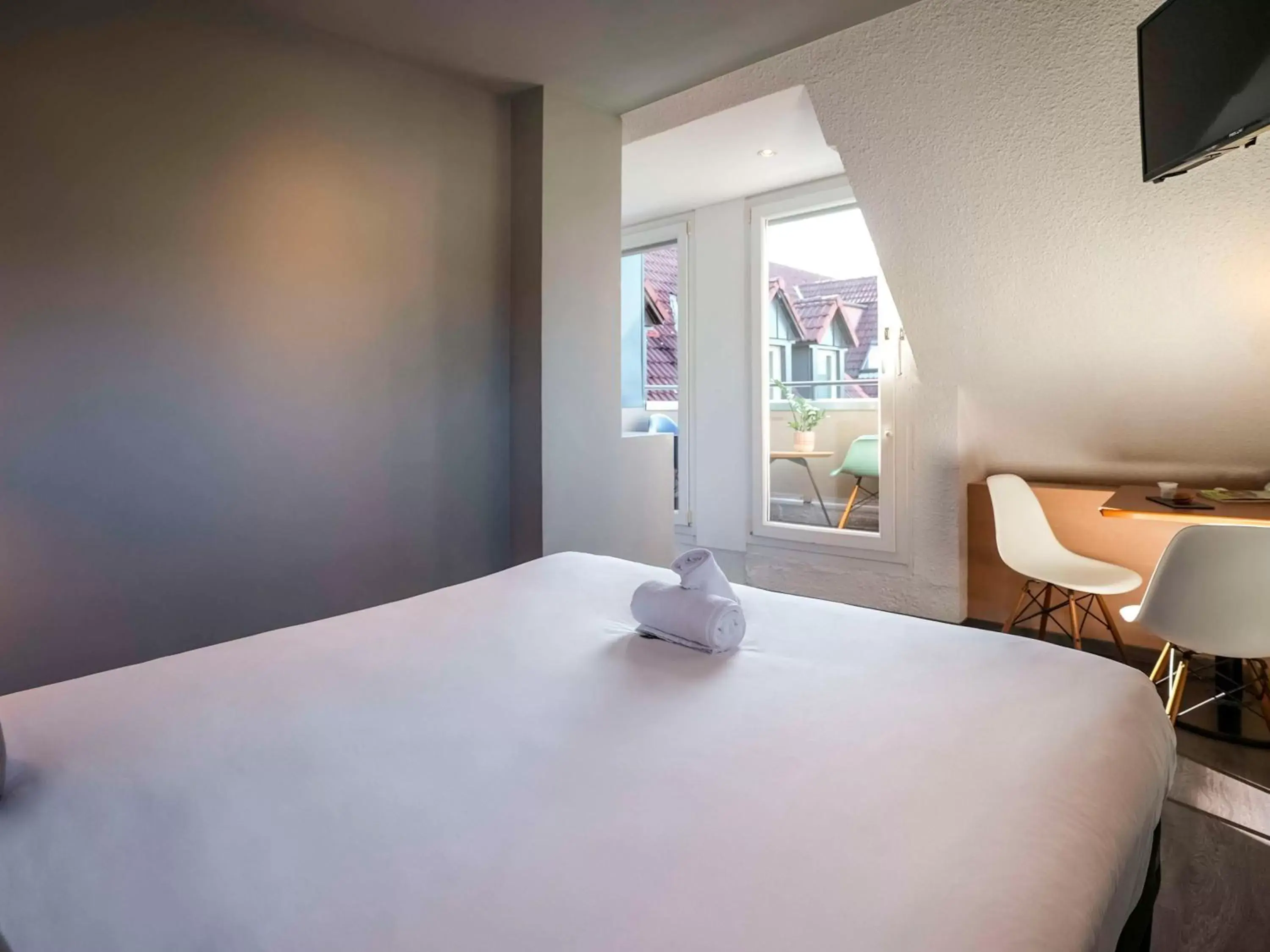 Bedroom, Bed in ibis Colmar Centre