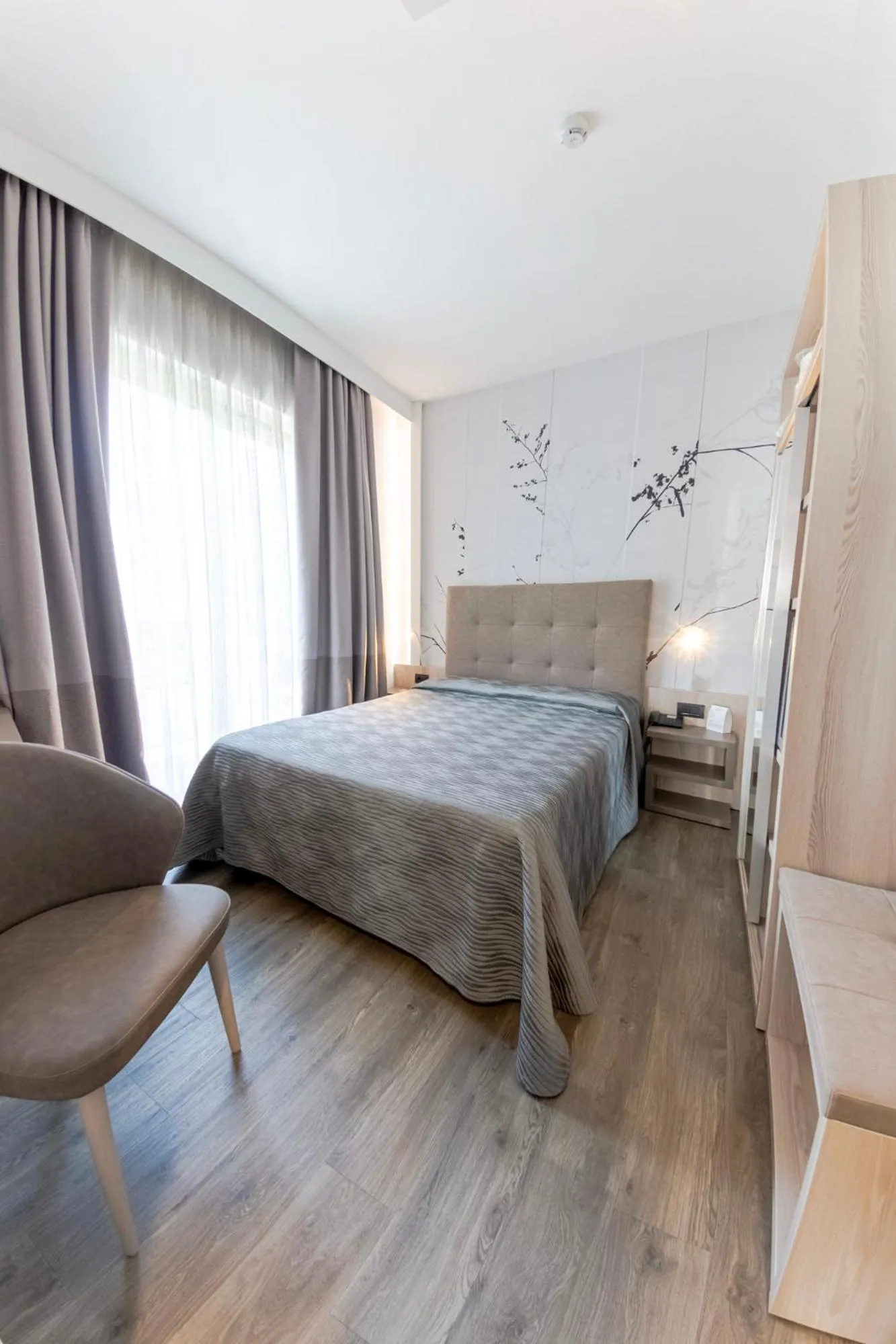 Deluxe Family Room in Hotel Campagnola