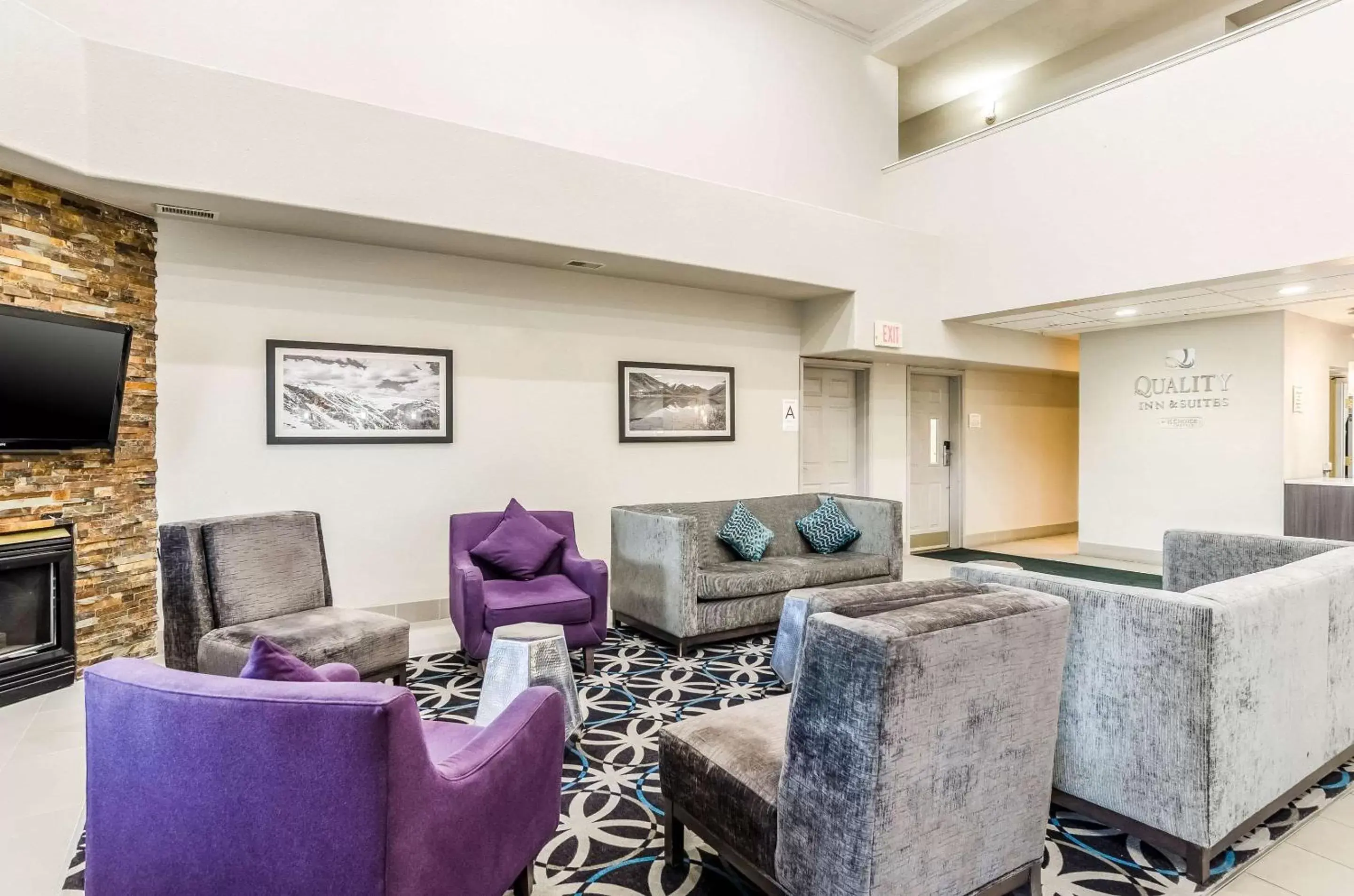 Lobby or reception, Seating Area in Quality Inn & Suites Westminster – Broomfield