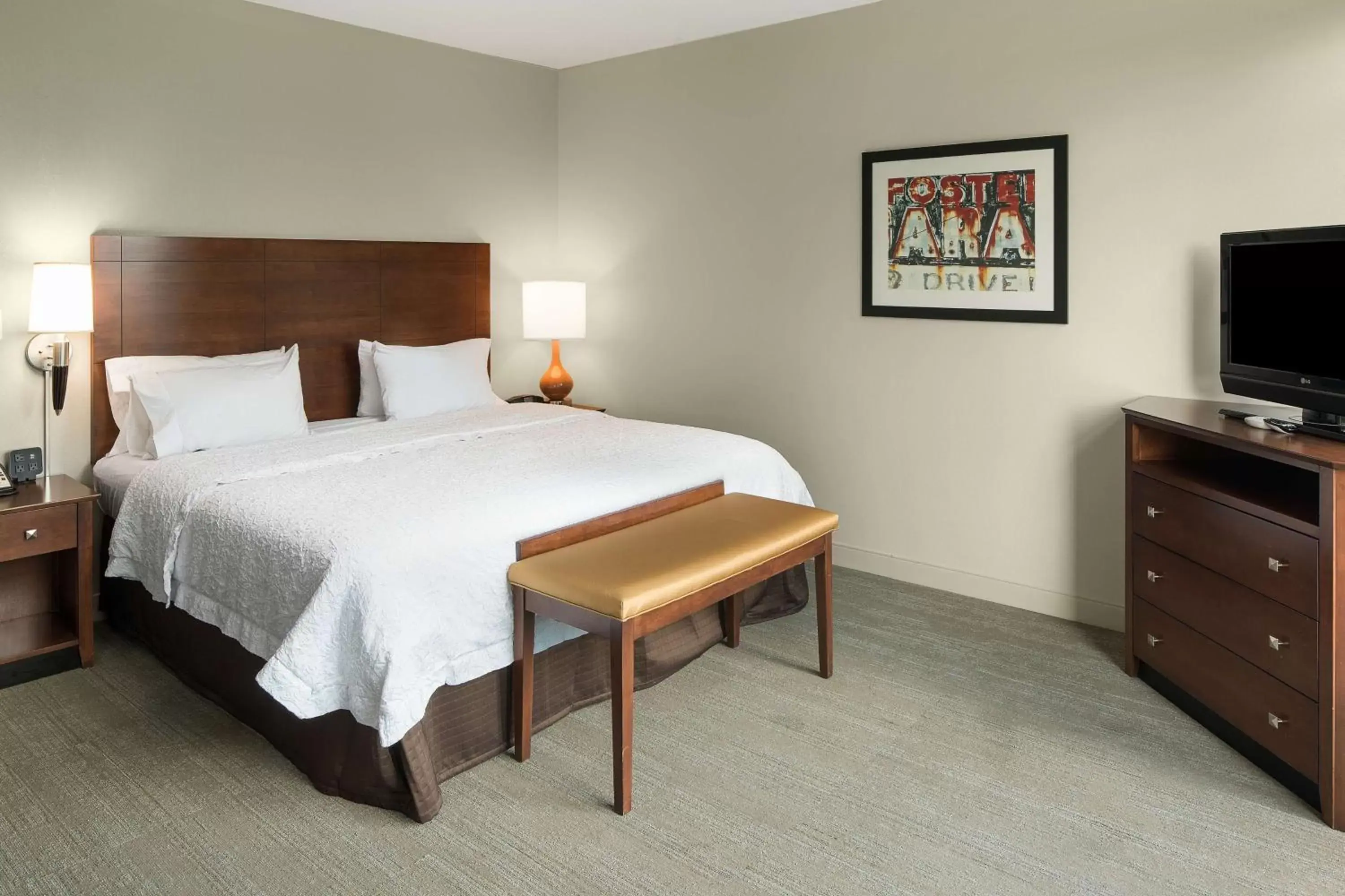 Bedroom, Bed in Hampton Inn & Suites Little Rock-Downtown