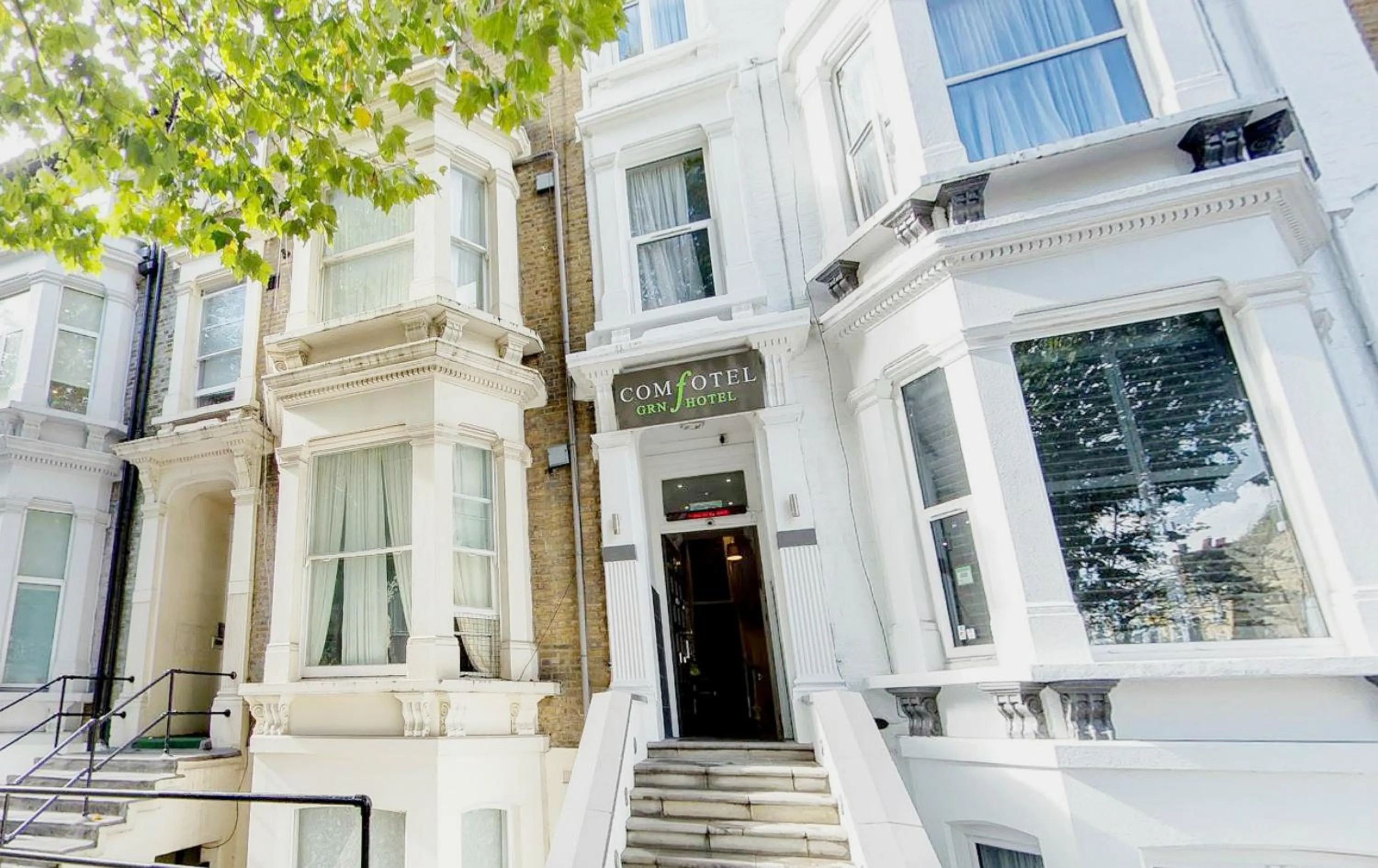 Facade/entrance in Comfotel GRN