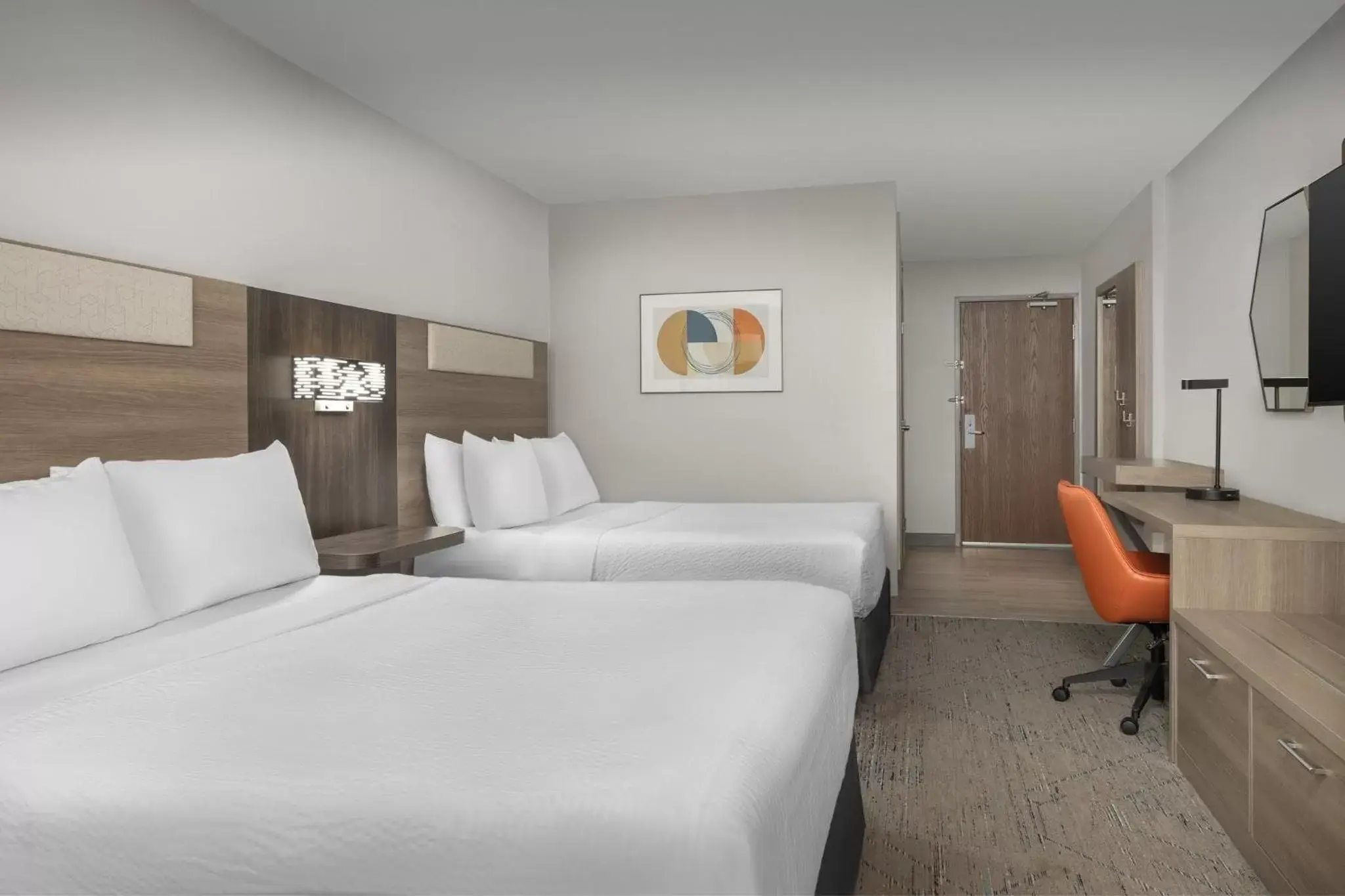 Photo of the whole room, Bed in Holiday Inn Express & Suites Superior, an IHG Hotel