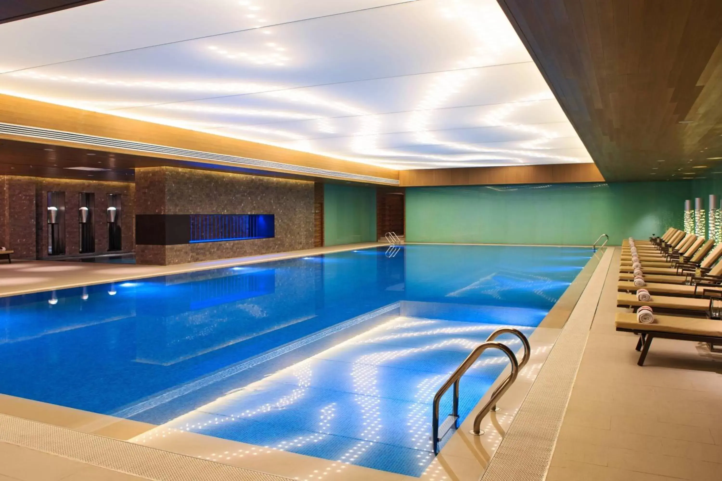 Swimming Pool in Renaissance Beijing Wangfujing Hotel
