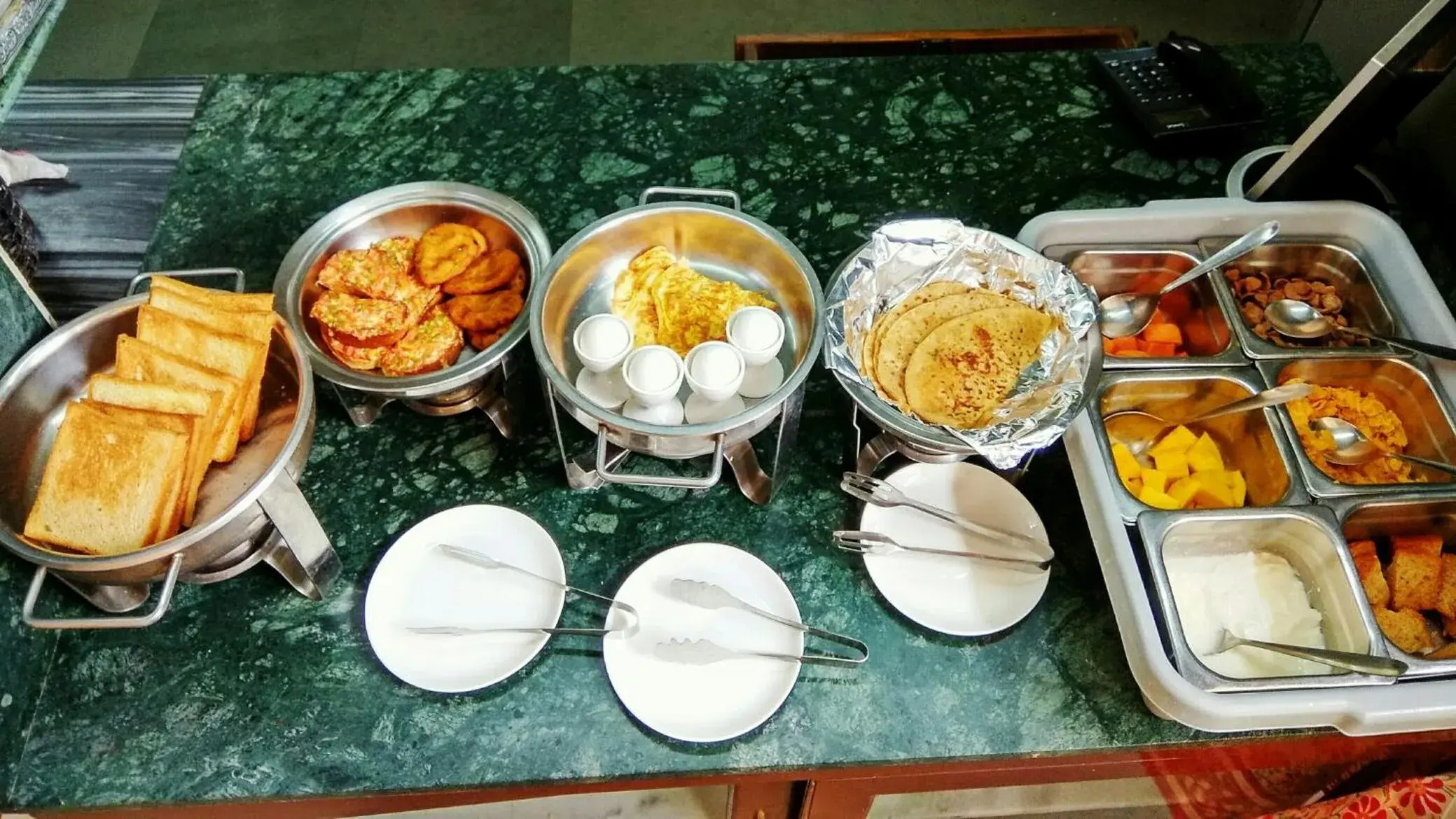 Buffet breakfast in Jai Niwas Garden Hotel