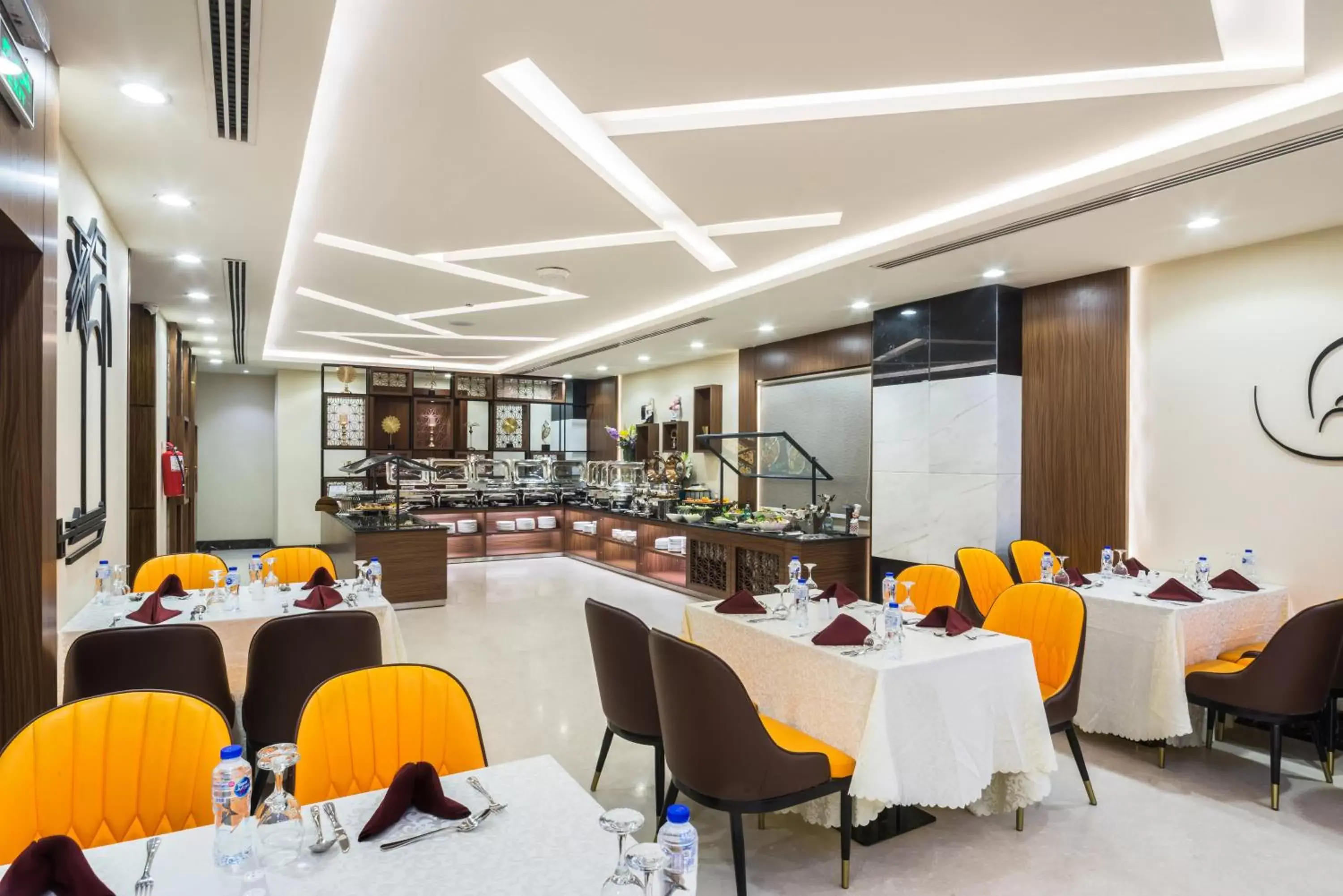 Restaurant/places to eat in Al Malqa Elite Hotel Restaurant/places to eat in Al Malqa Elite Hotel