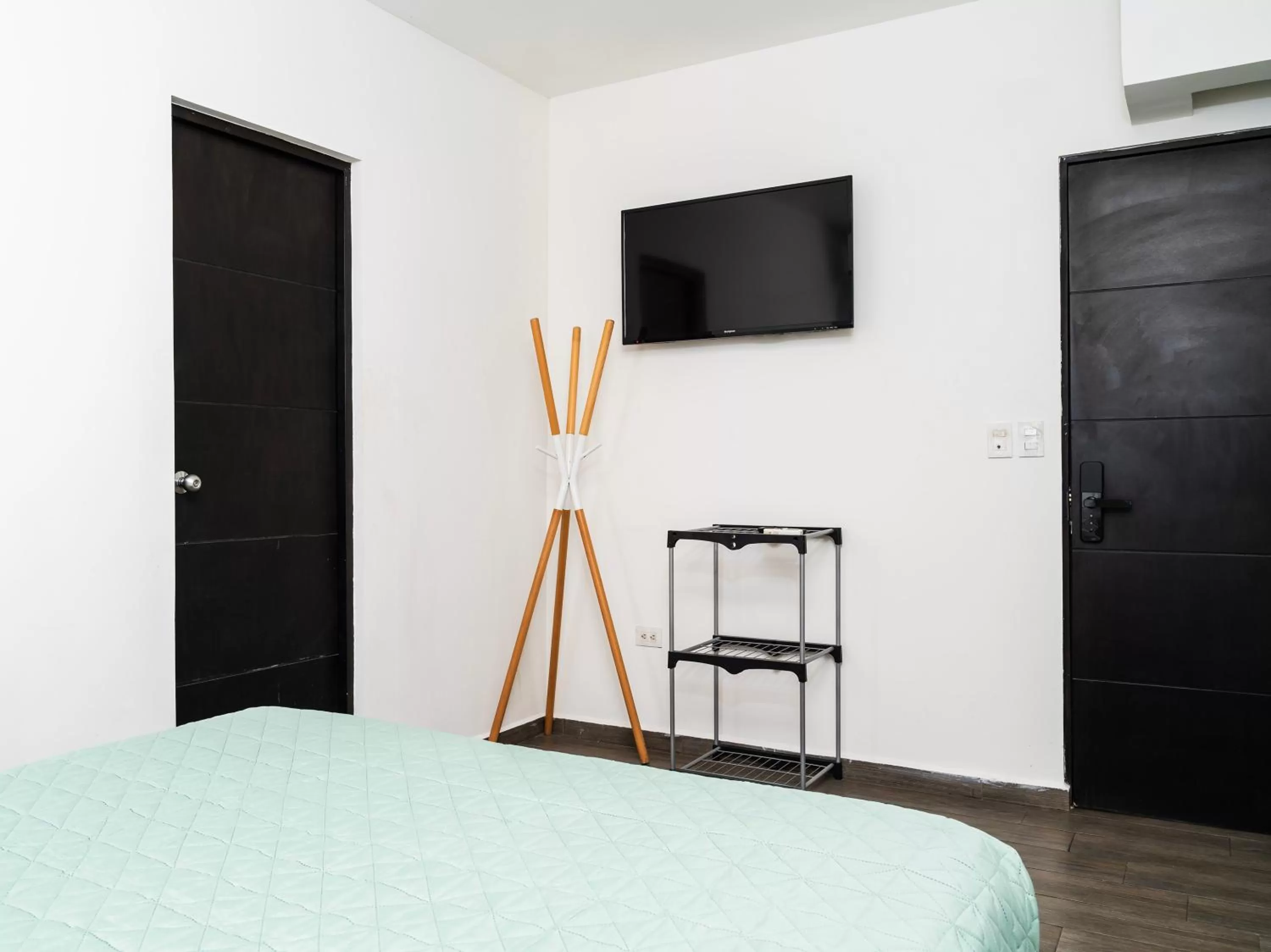 TV/Entertainment Center in ADHOC Express