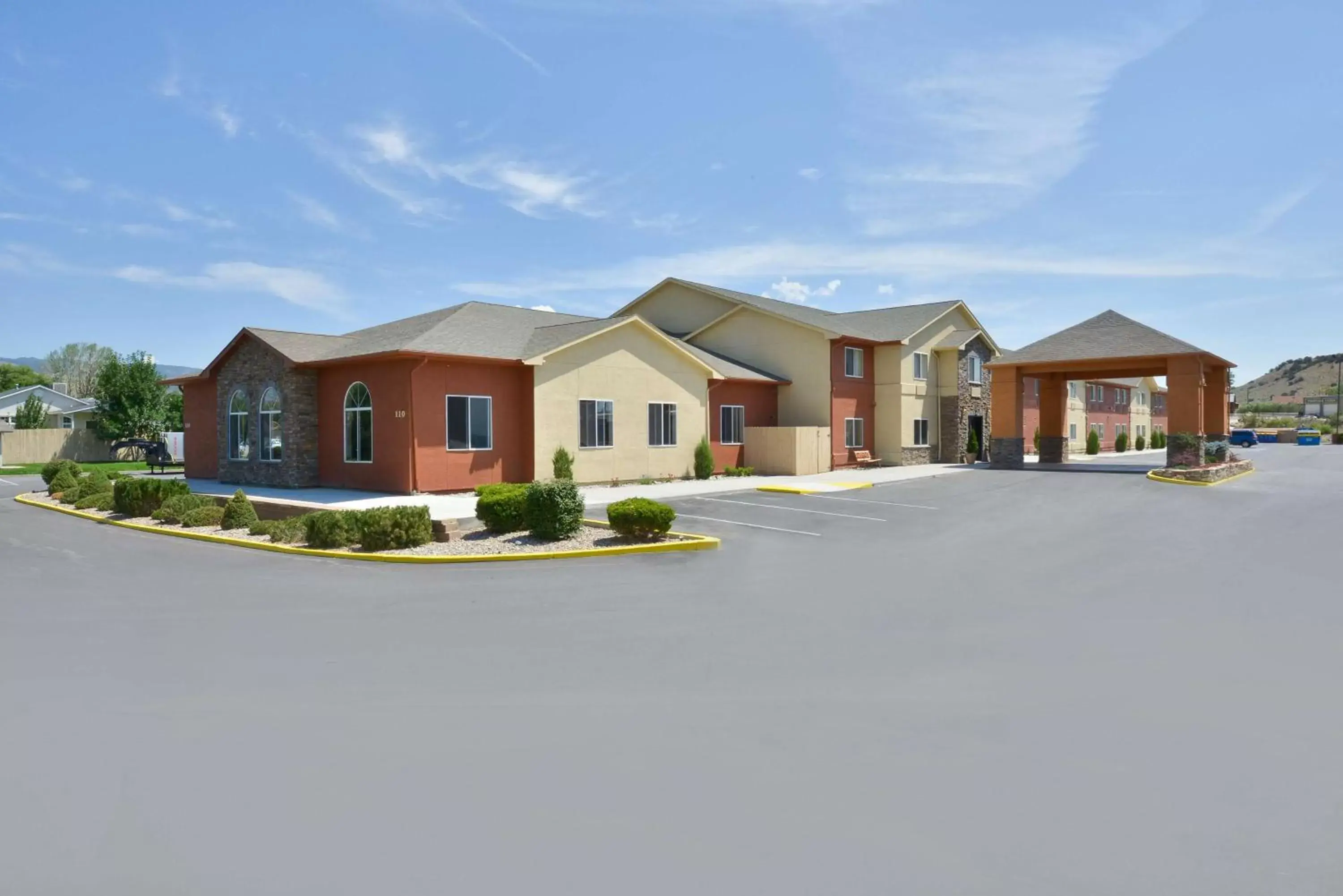 Property Building in Best Western Canon City