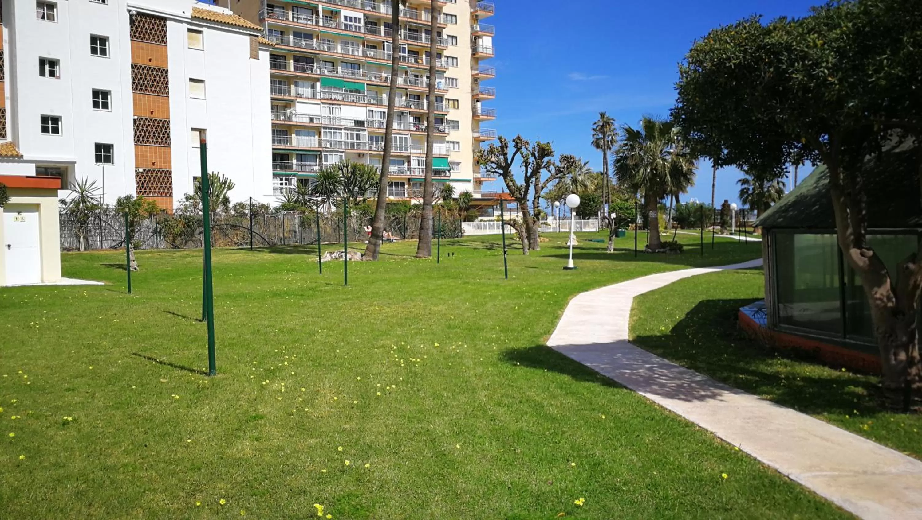Swimming pool in Benalmadena ,apartamento-Estudio primera Línea de Playa