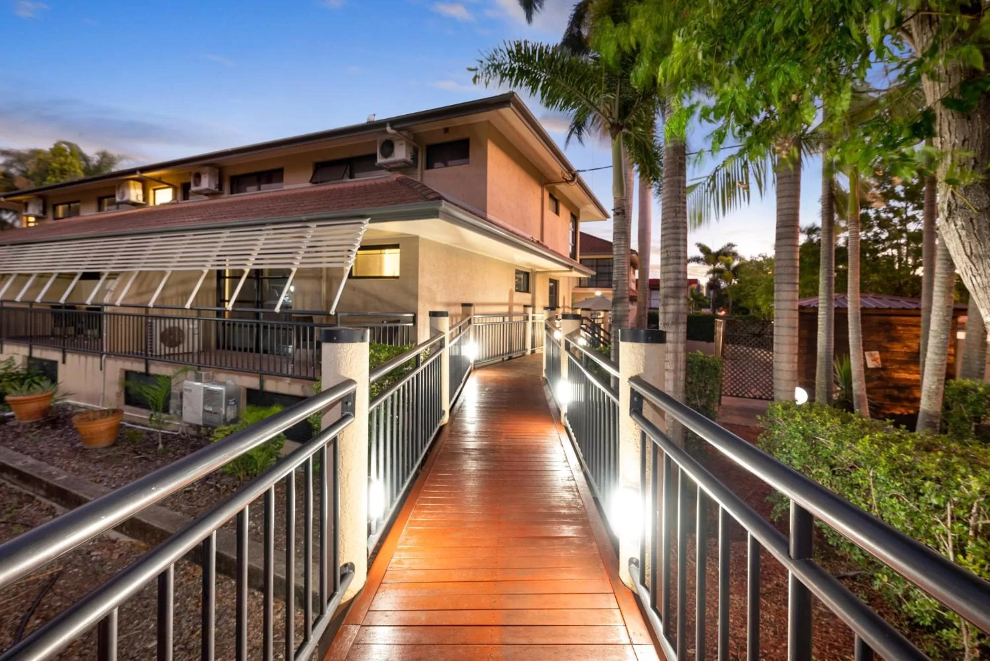 Pegasus Motor Inn and Serviced Apartments