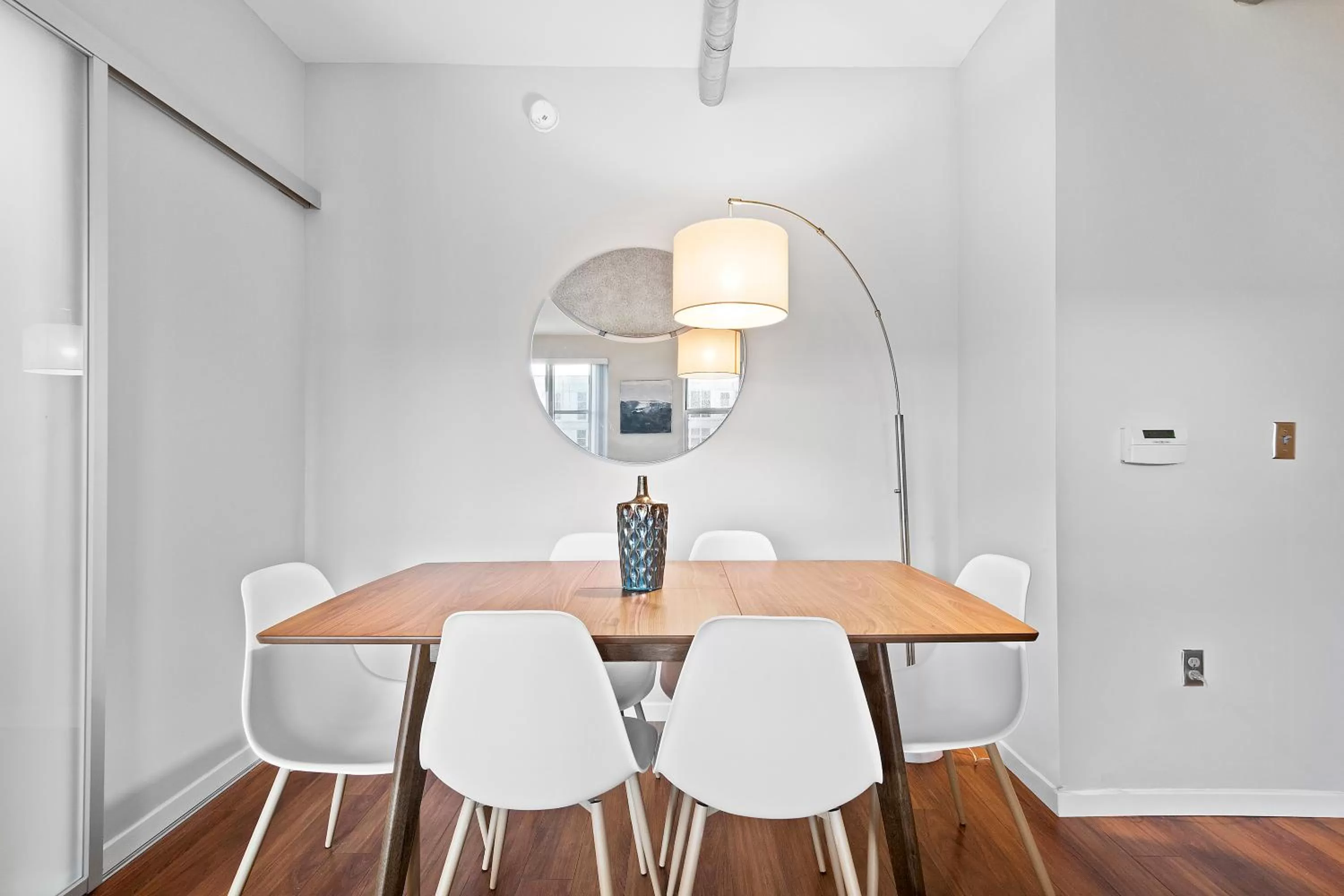 Dining area in Kasa South Side Pittsburgh