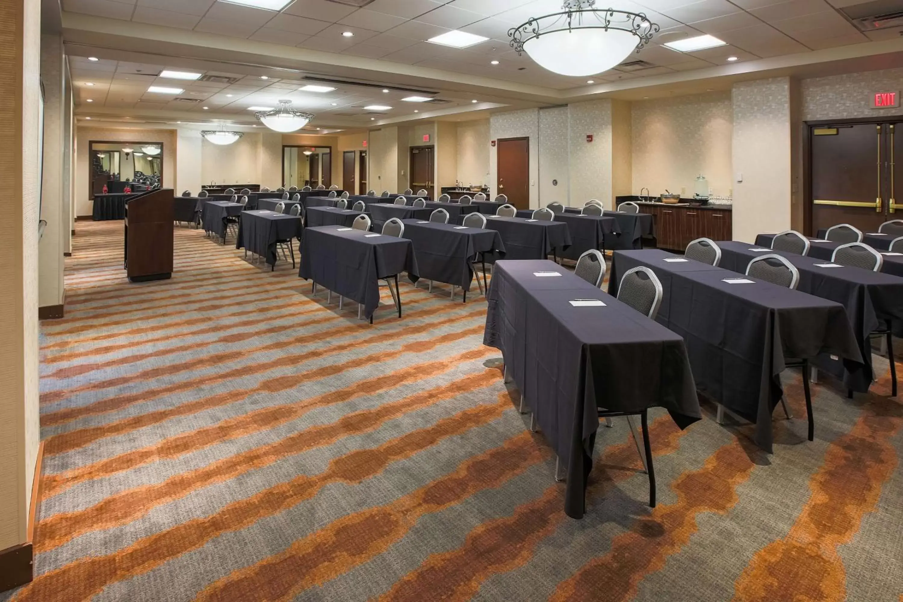 Meeting/conference room in Embassy Suites by Hilton Louisville East