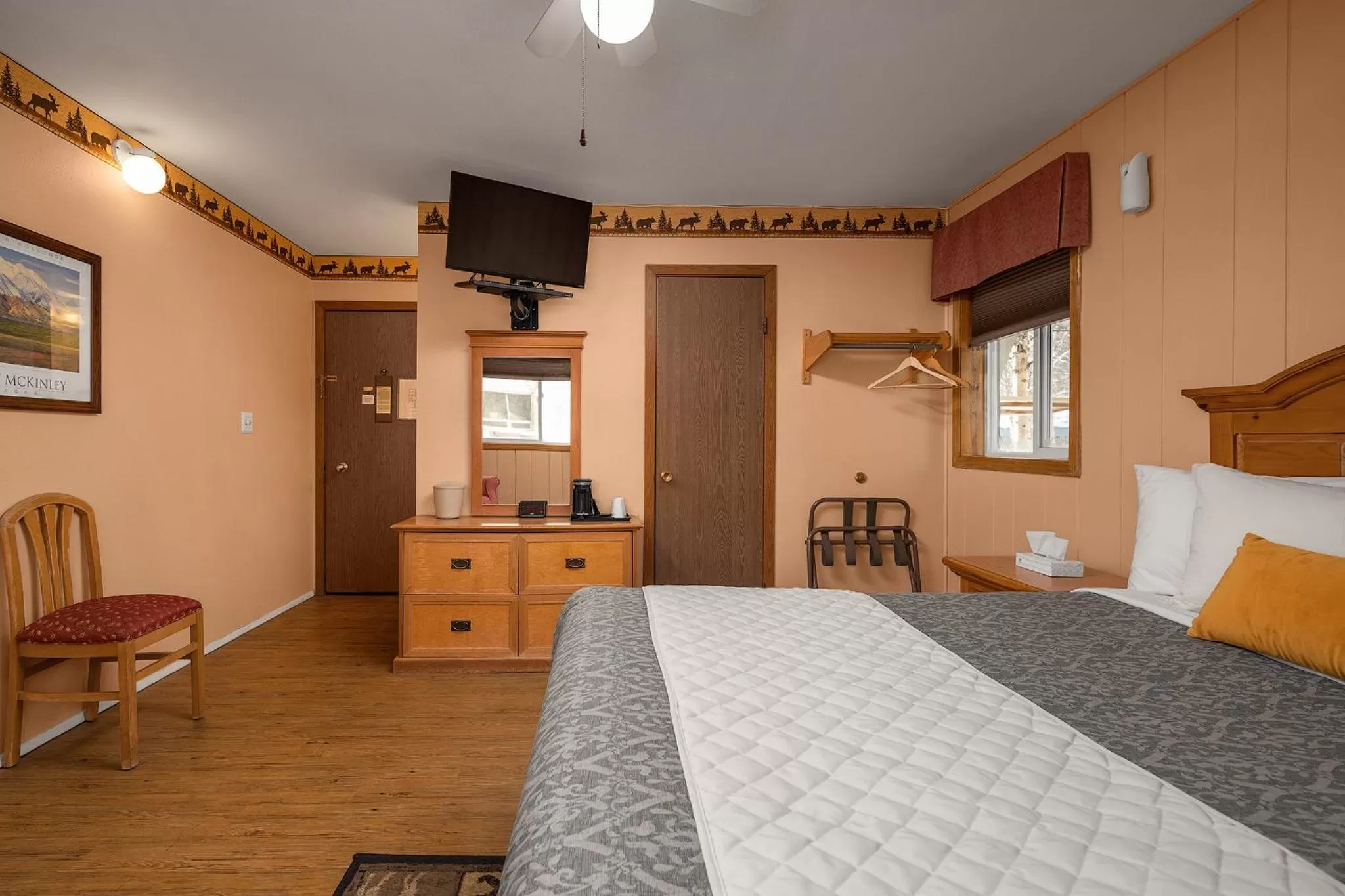 Photo of the whole room in Chena Hot Springs Resort