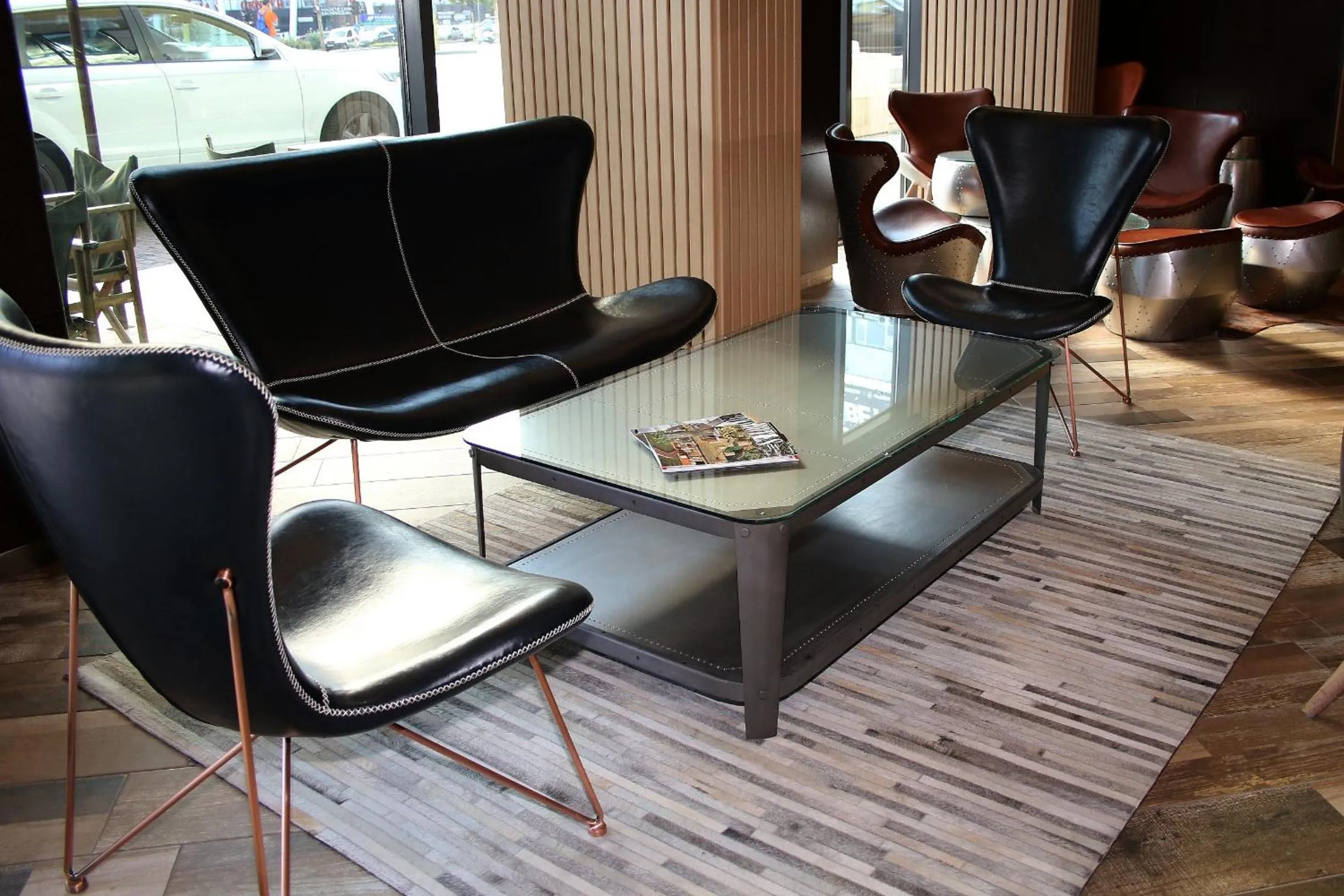 Communal lounge/ TV room in Hotel Golden Tulip Varna