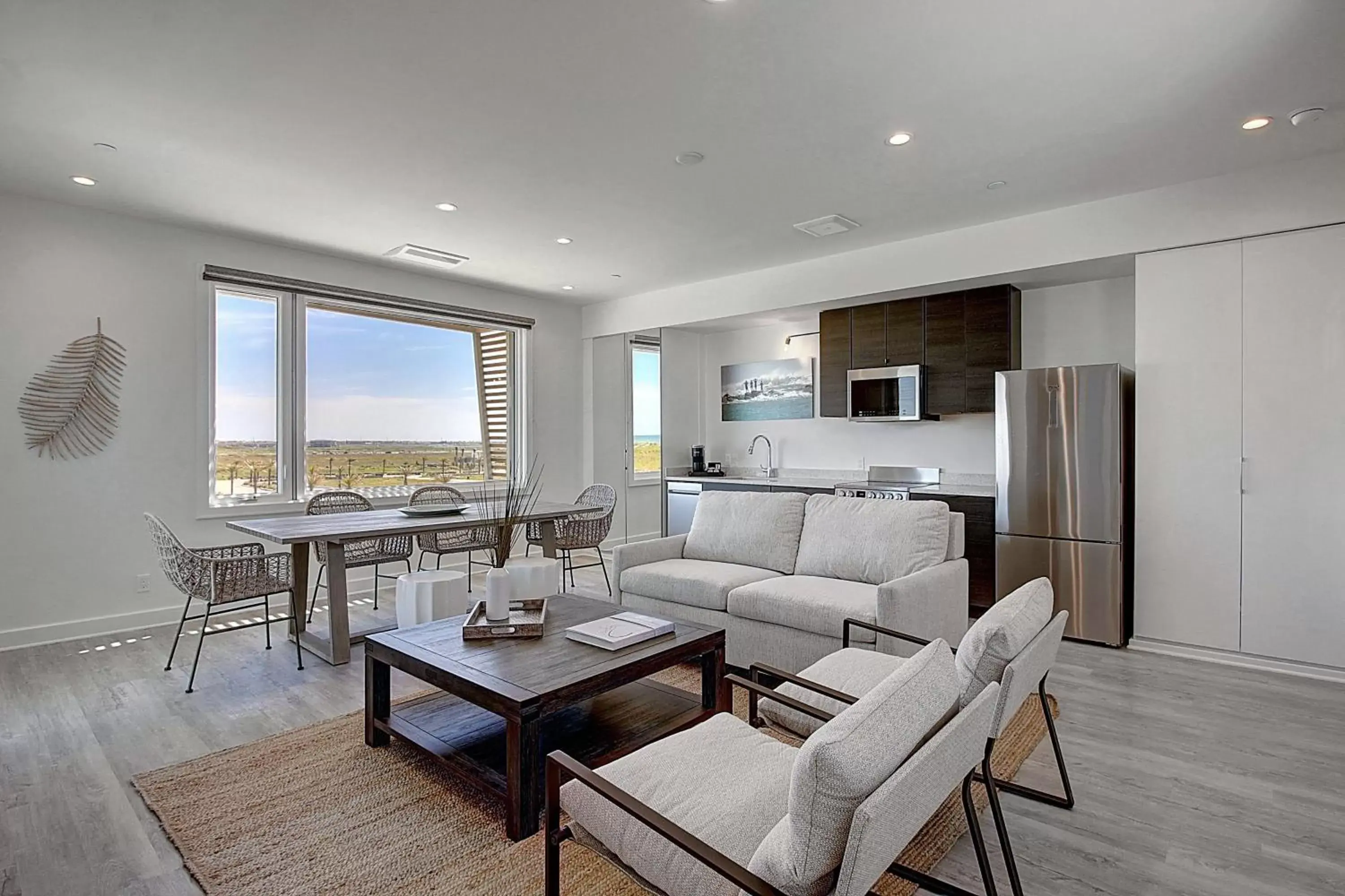 View (from property/room), Seating Area in Lively Beach