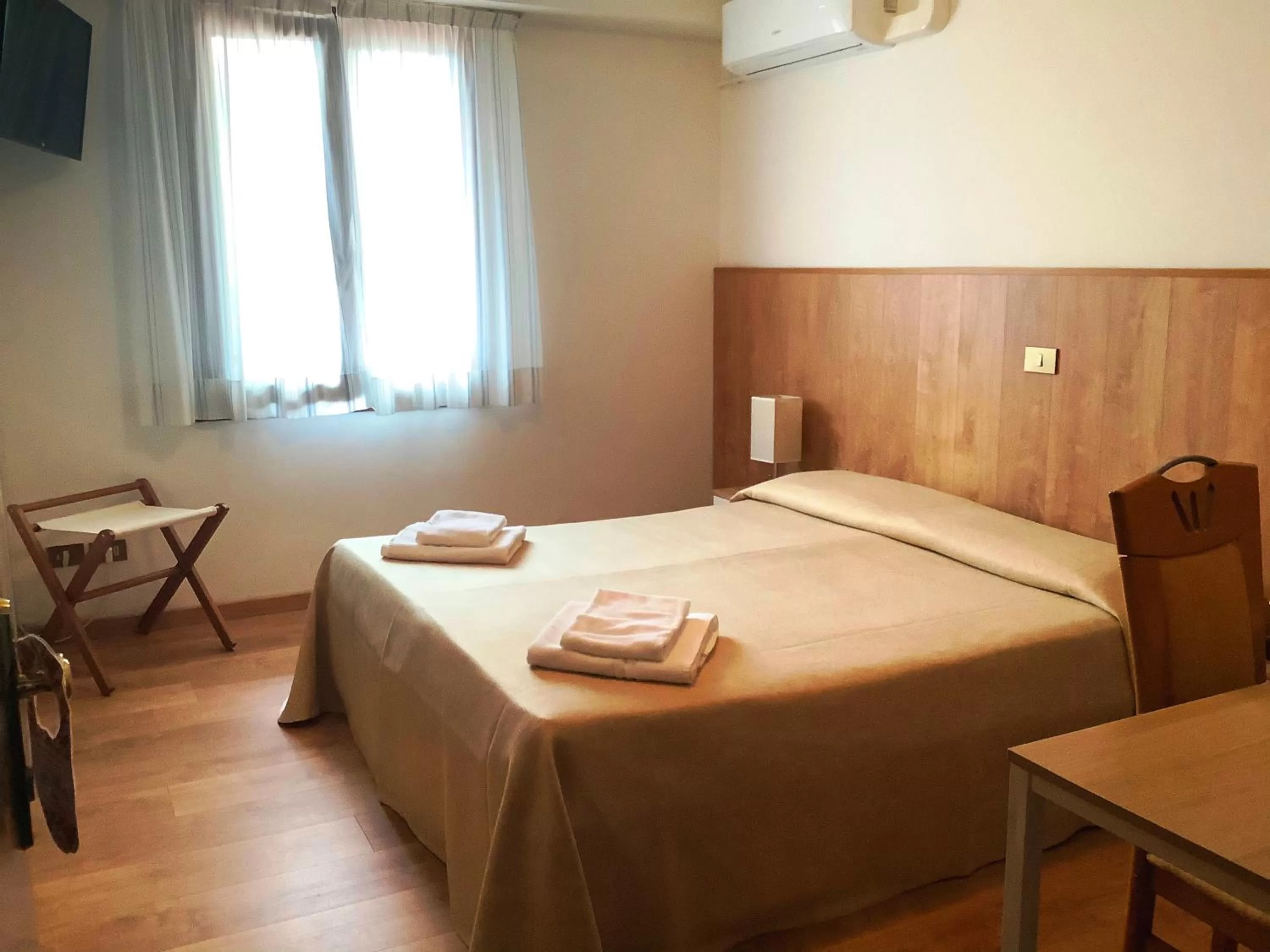 Bedroom, Bed in Hotel Al Posta