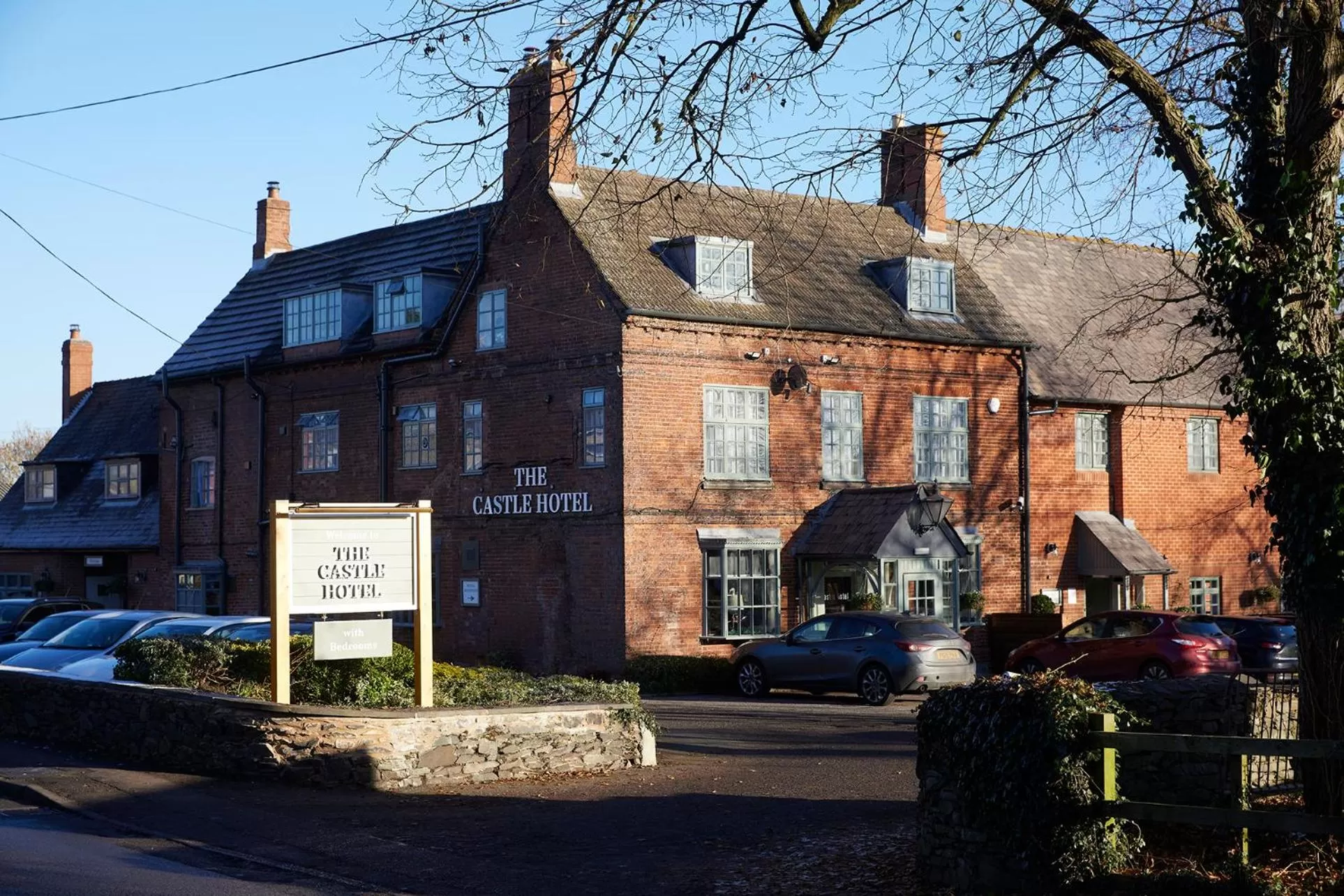 Castle Hotel by Chef & Brewer Collection