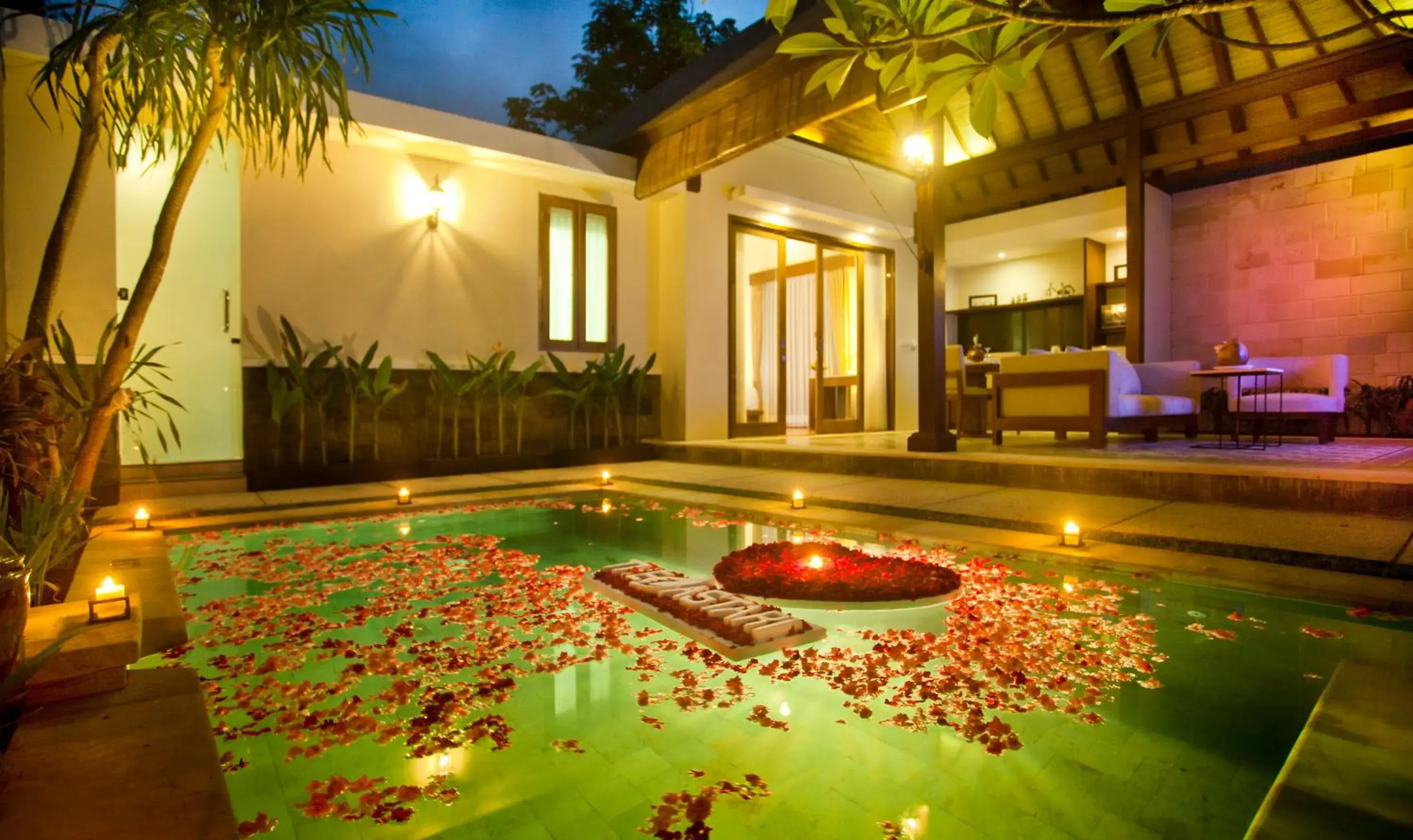 Kitchen or kitchenette, Swimming Pool in The Astari Villa and Residence