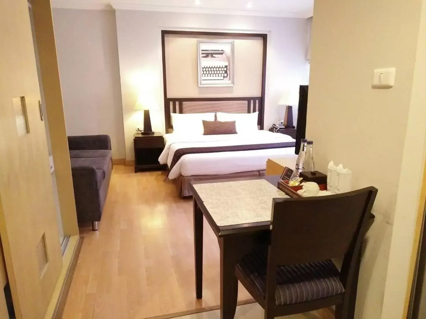 Bedroom in The Key Bangkok Hotel